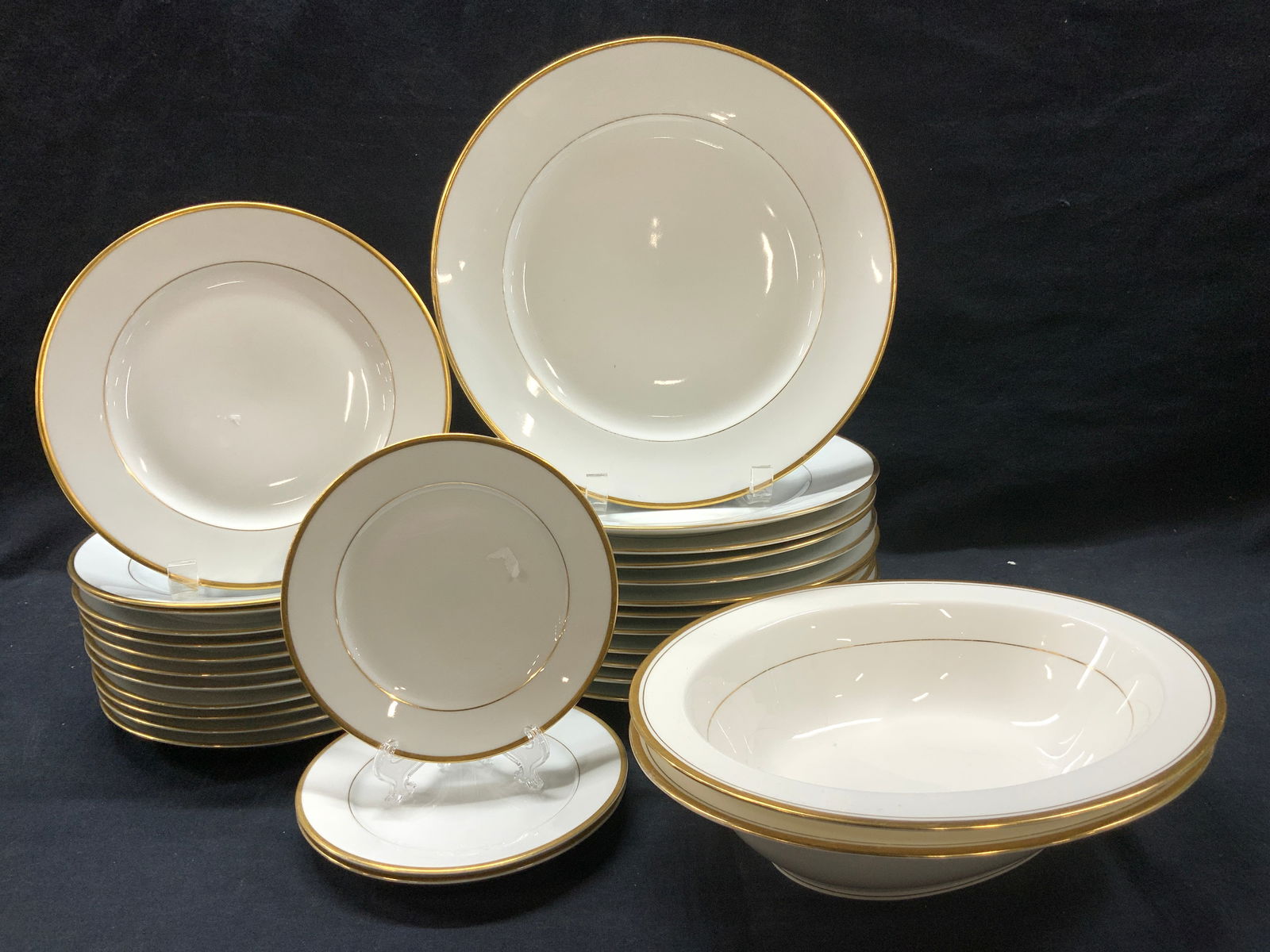 29 HAVILAND Bavaria Gilt Porcelain Dishes, Germany (1 of 8)