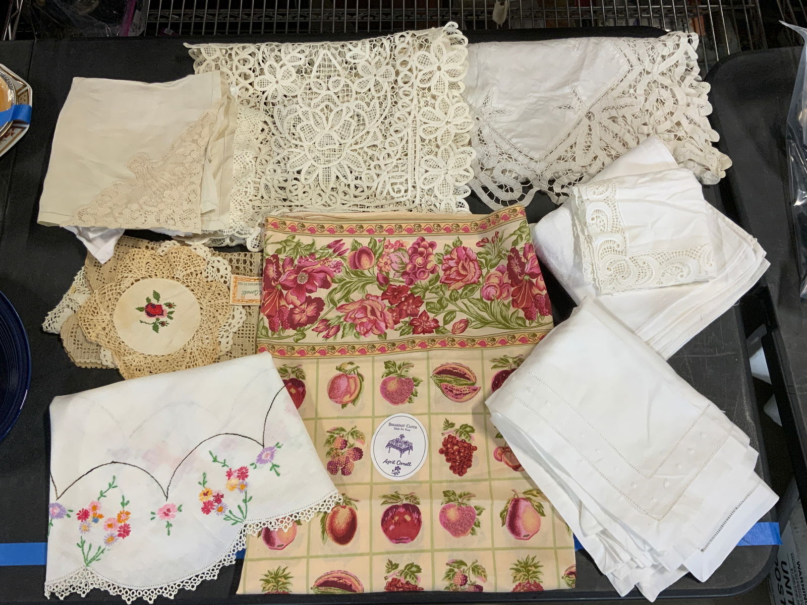 Lot 20+ Vintage & Contemporary Table Linens (1 of 11)