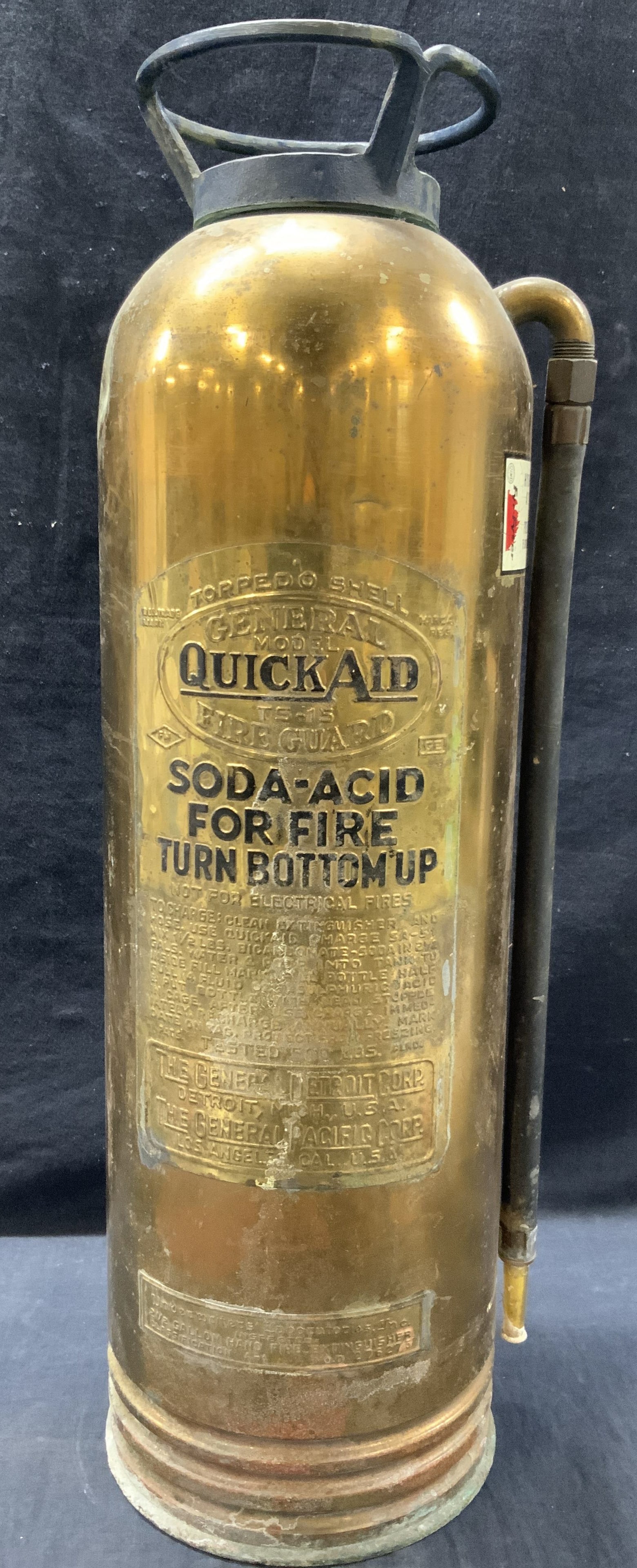 Vtg Quick Aid Brass Fire Extinguisher (1 of 11)