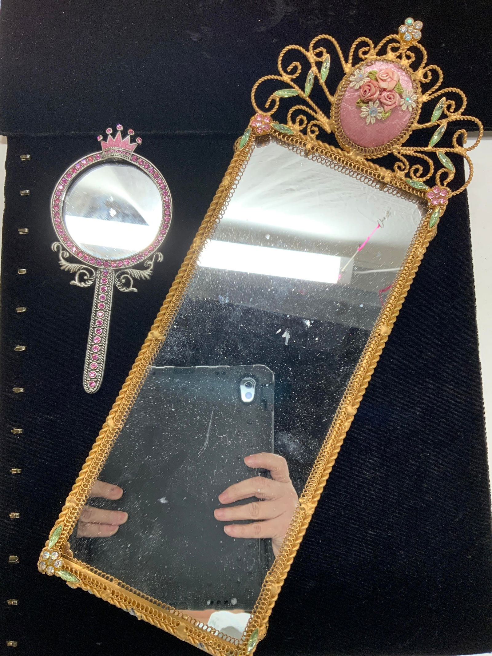 Lot 2 Crystal Mirror & Mirror Vanity Tray (1 of 7)