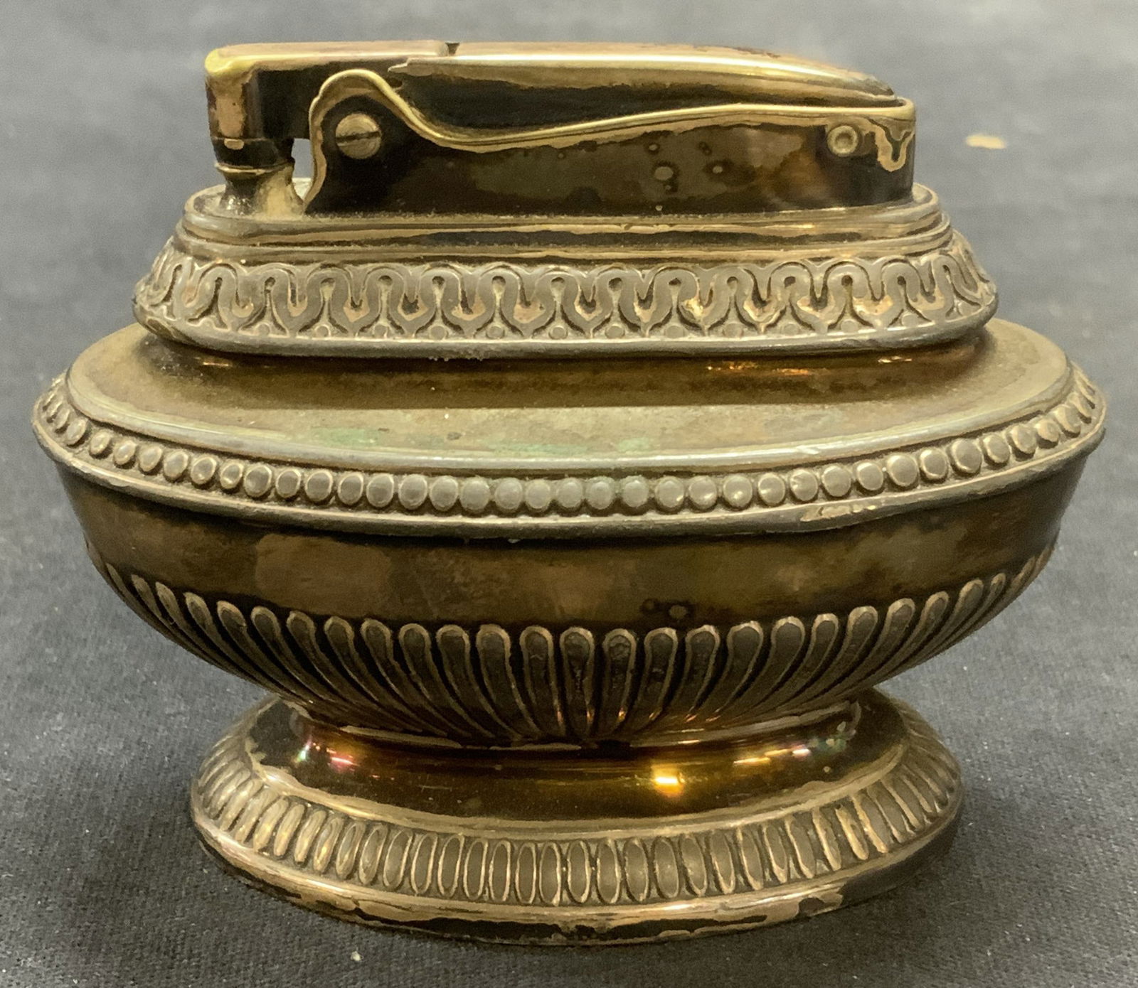 RONSON Queen Anne Silver Plated Table Lighter (1 of 7)