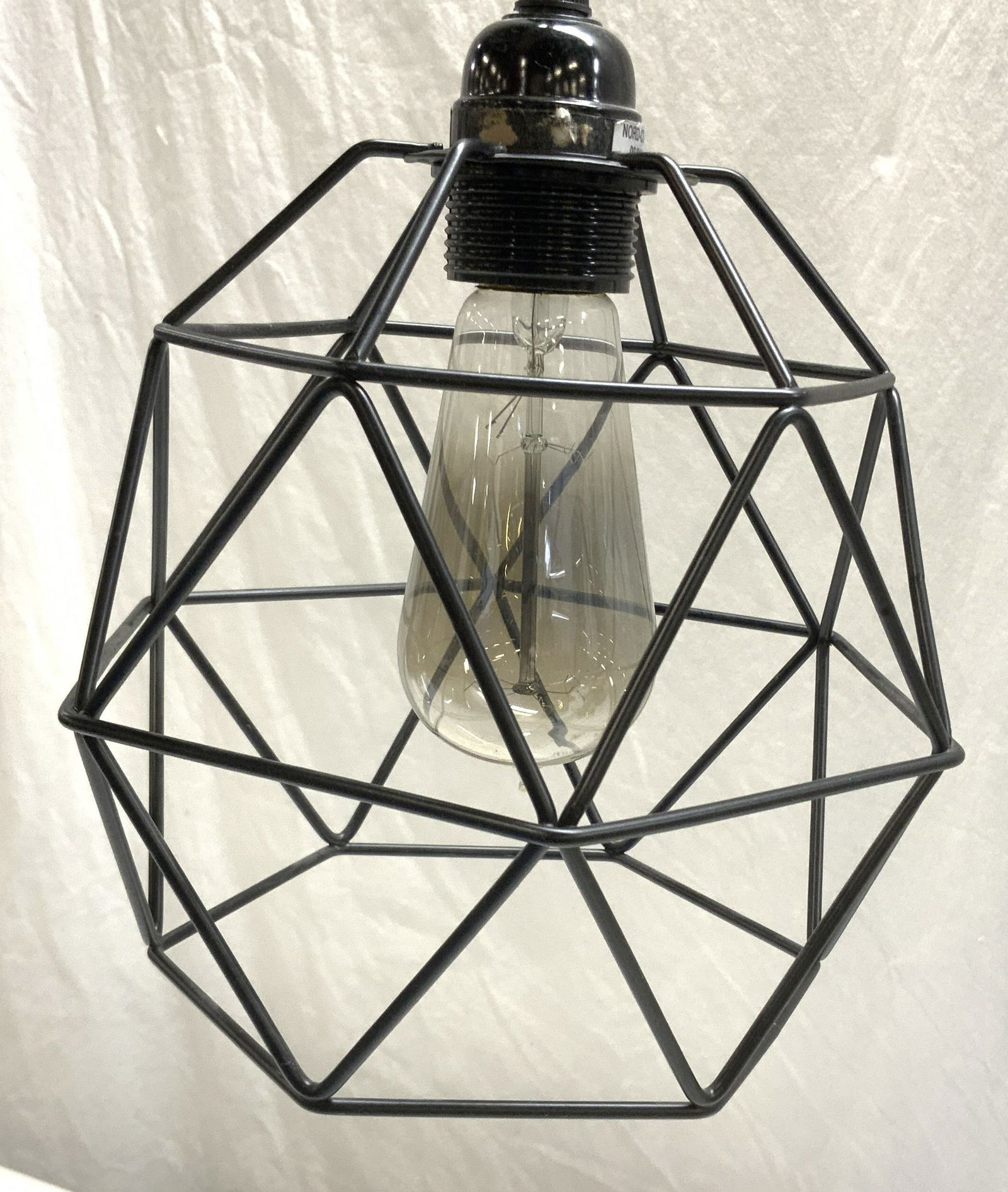 Geometric Black Wire Pendant Light (1 of 7)
