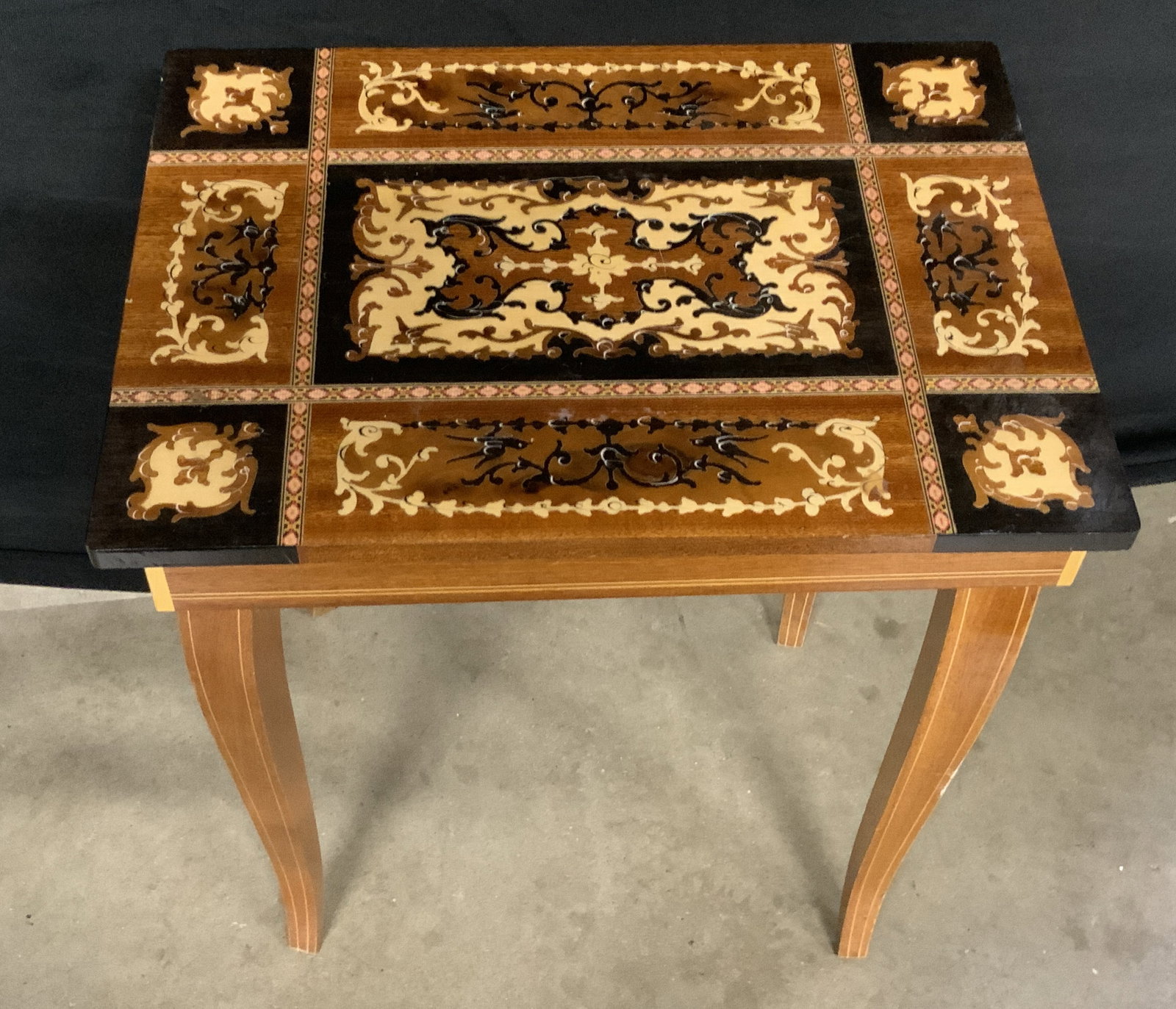 Vntg Handmade Italian Inlaid Music Box Side Table (1 of 10)