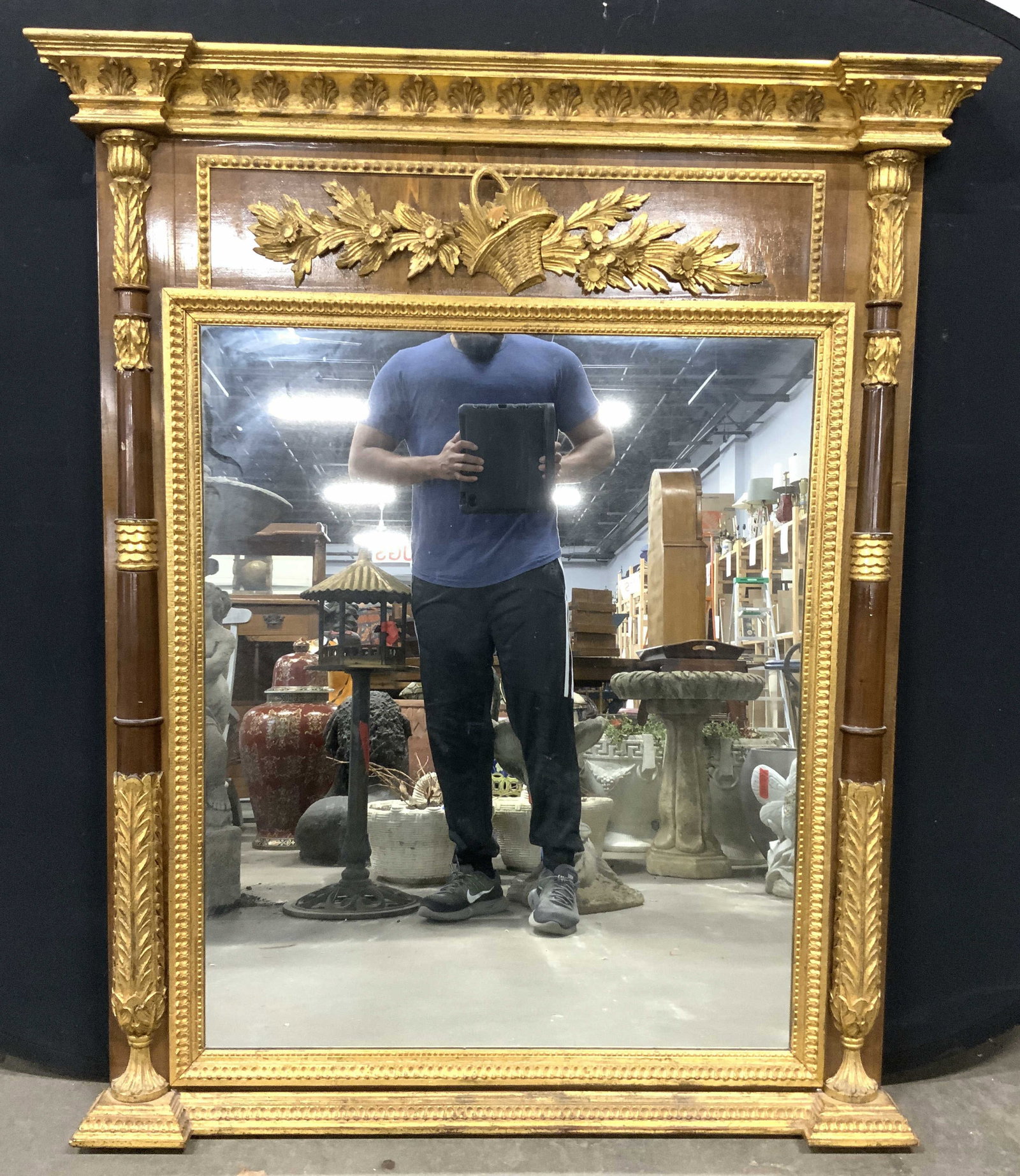 LaBarge Italy Giltwood Neoclassical Mirror 52in (1 of 10)