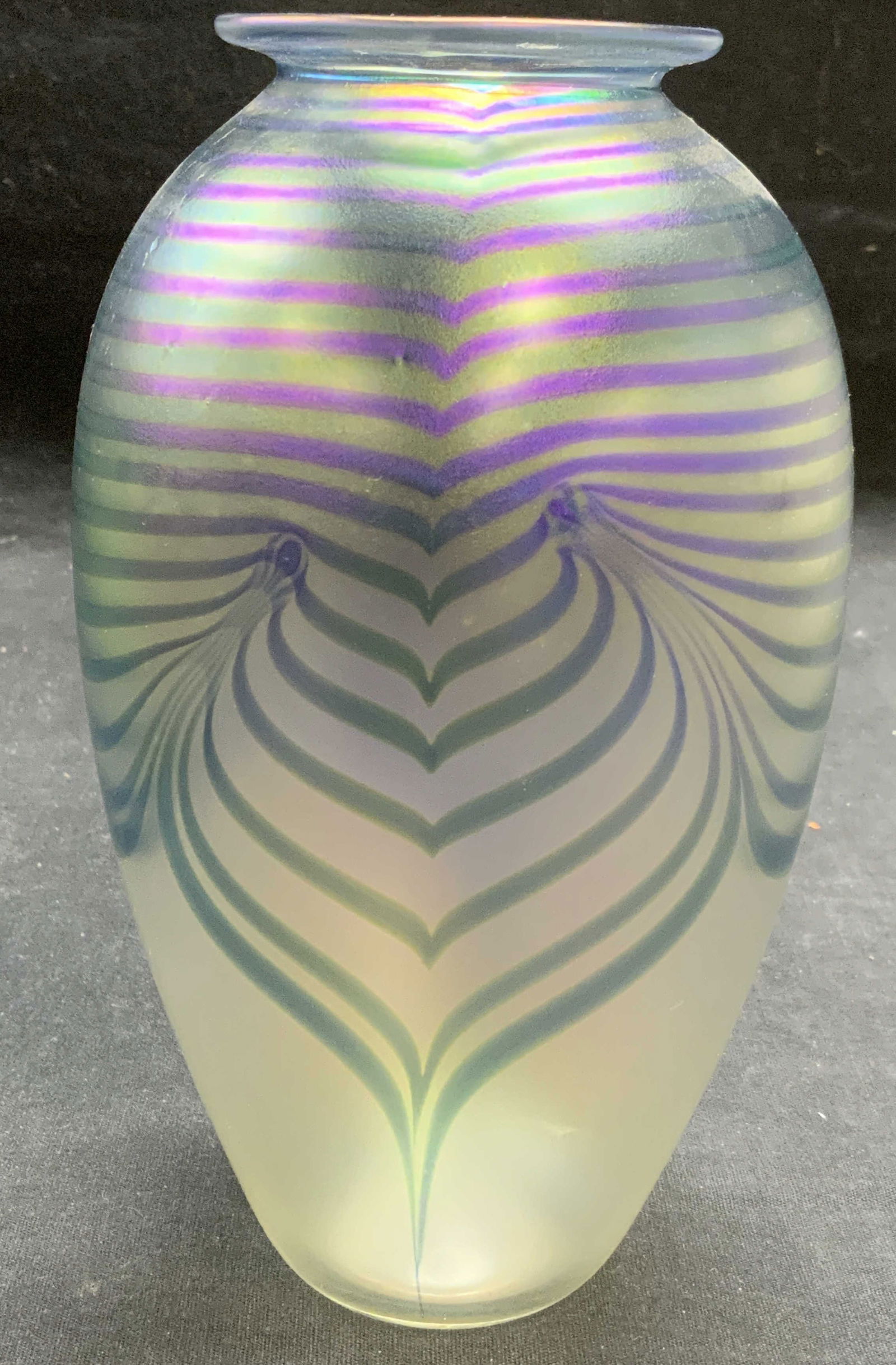 Signed 1989 Vintage Art Glass Feather Pull Vase (1 of 7)