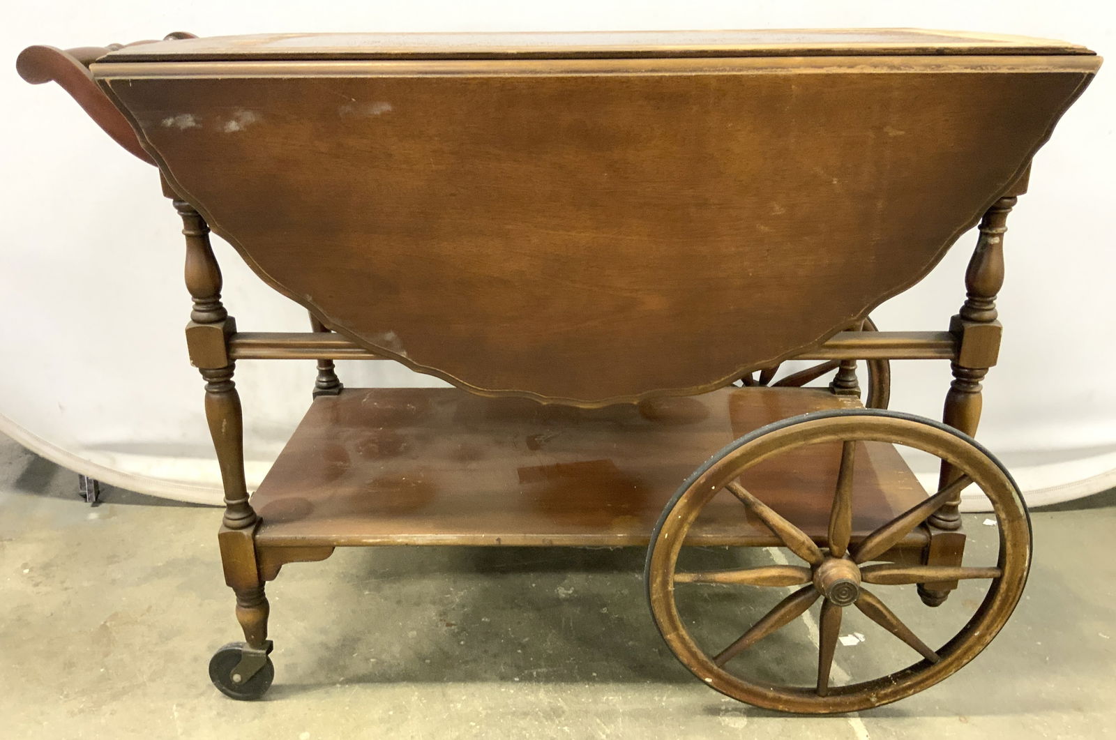 MAHOGANY ASSOC Vtg Mahogany Drop Leaf Bar Cart (1 of 9)