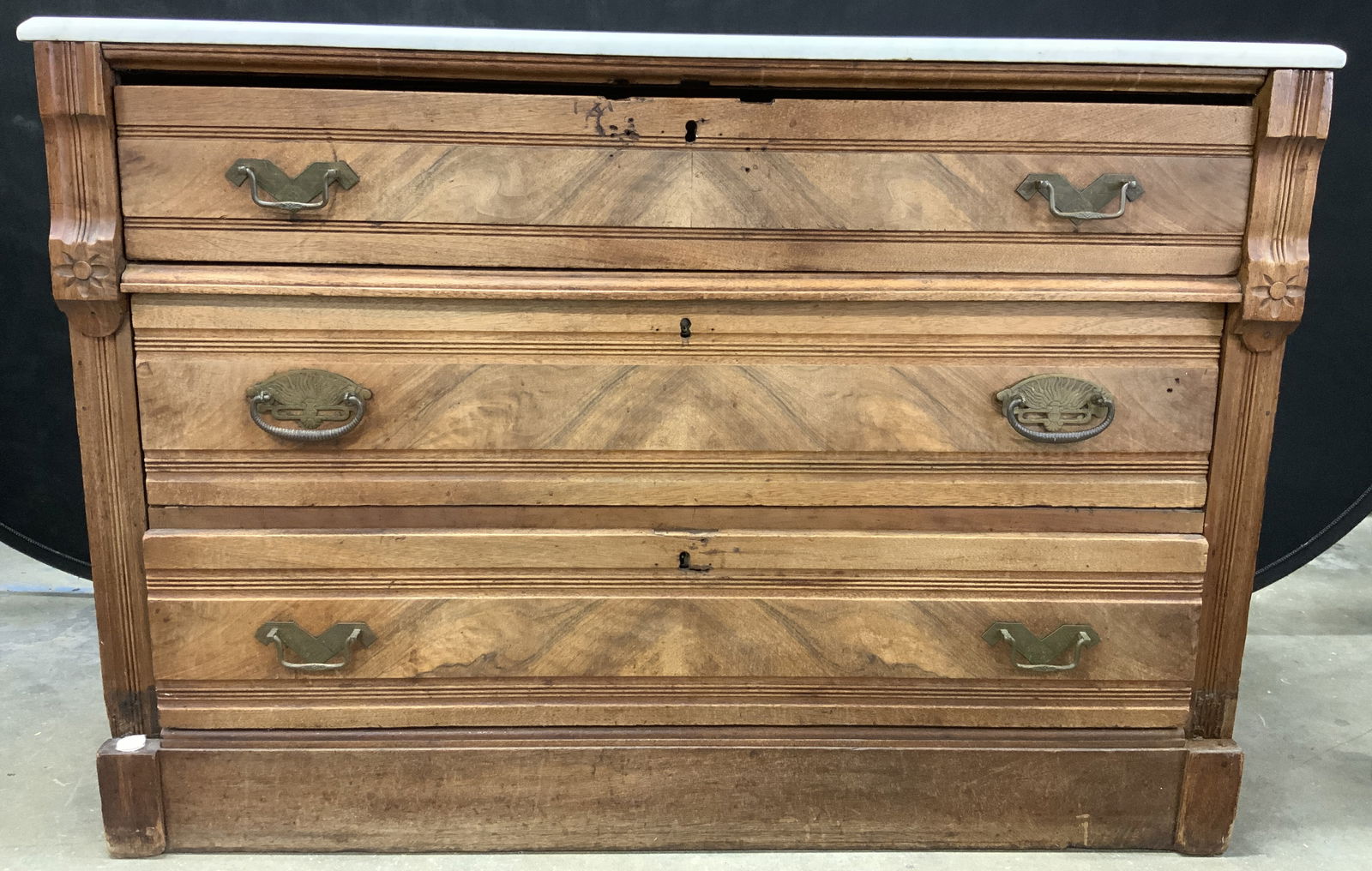 Vntg Marble Top 3 Drawer Carved Wooden Dresser (1 of 8)