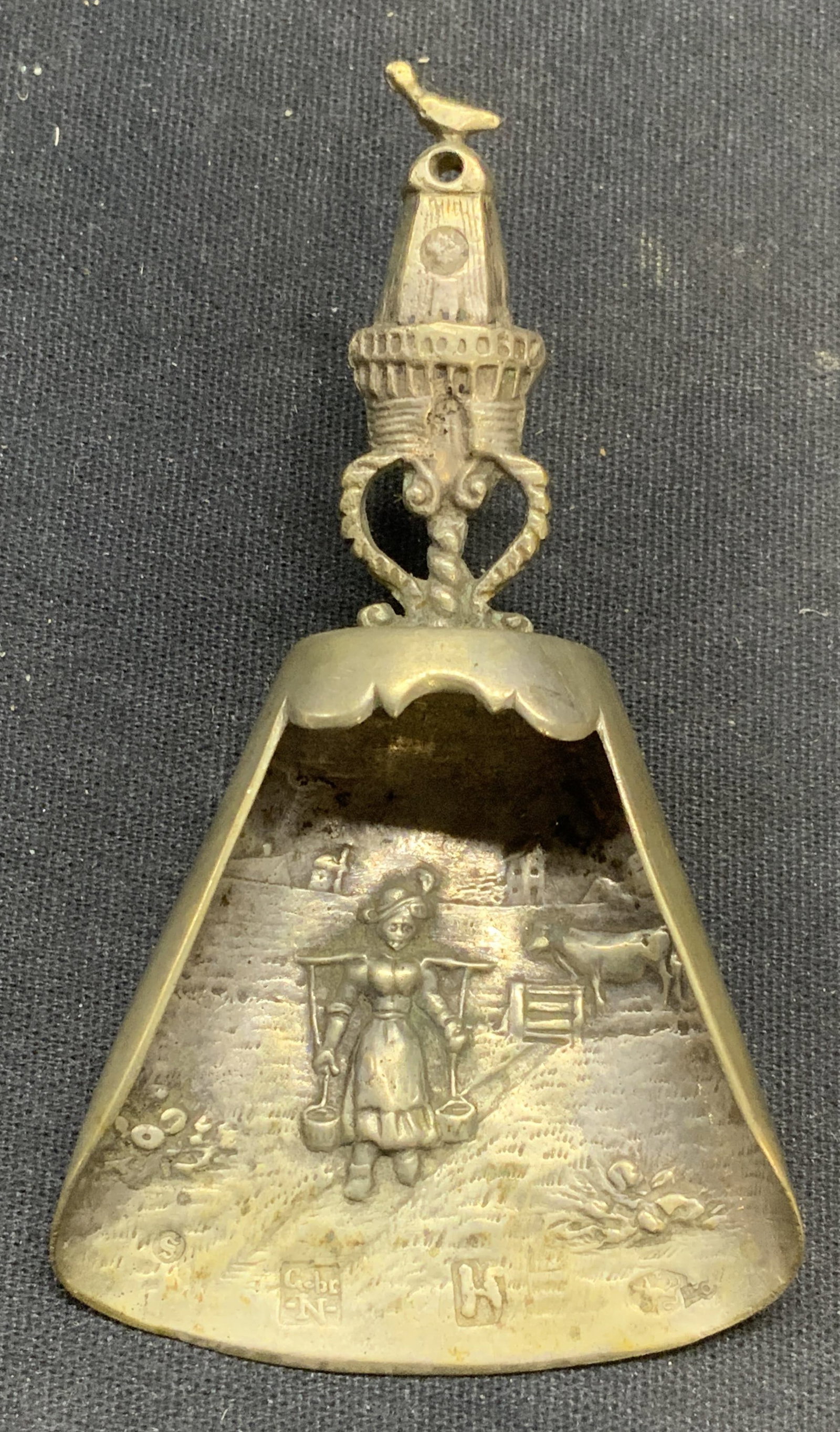 Hallmarked Sterling Silver Shovel Sugar Spoon (1 of 7)