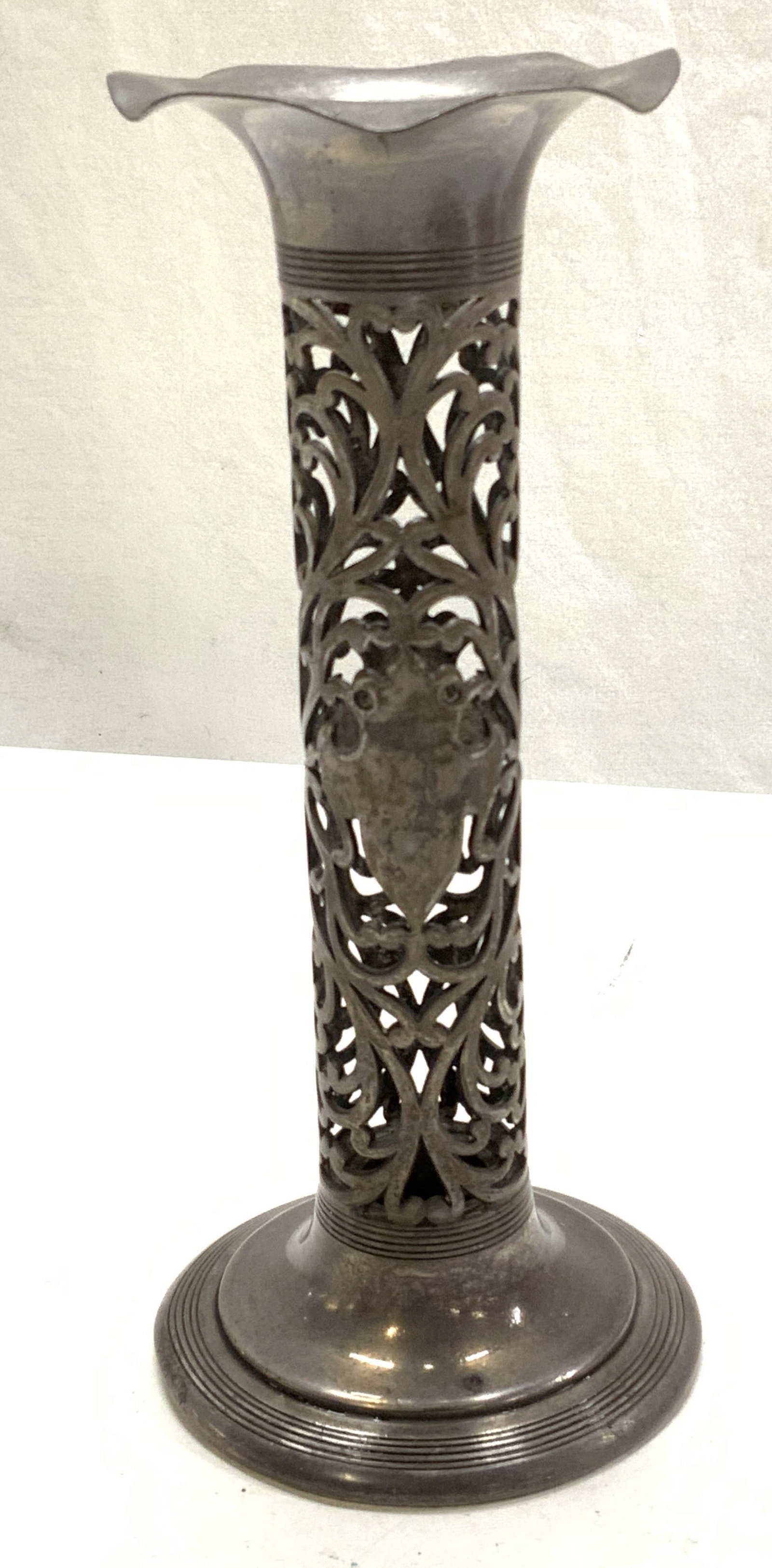 Forbes Silver Co Silver Plate Bud Vase, Canada (1 of 6)