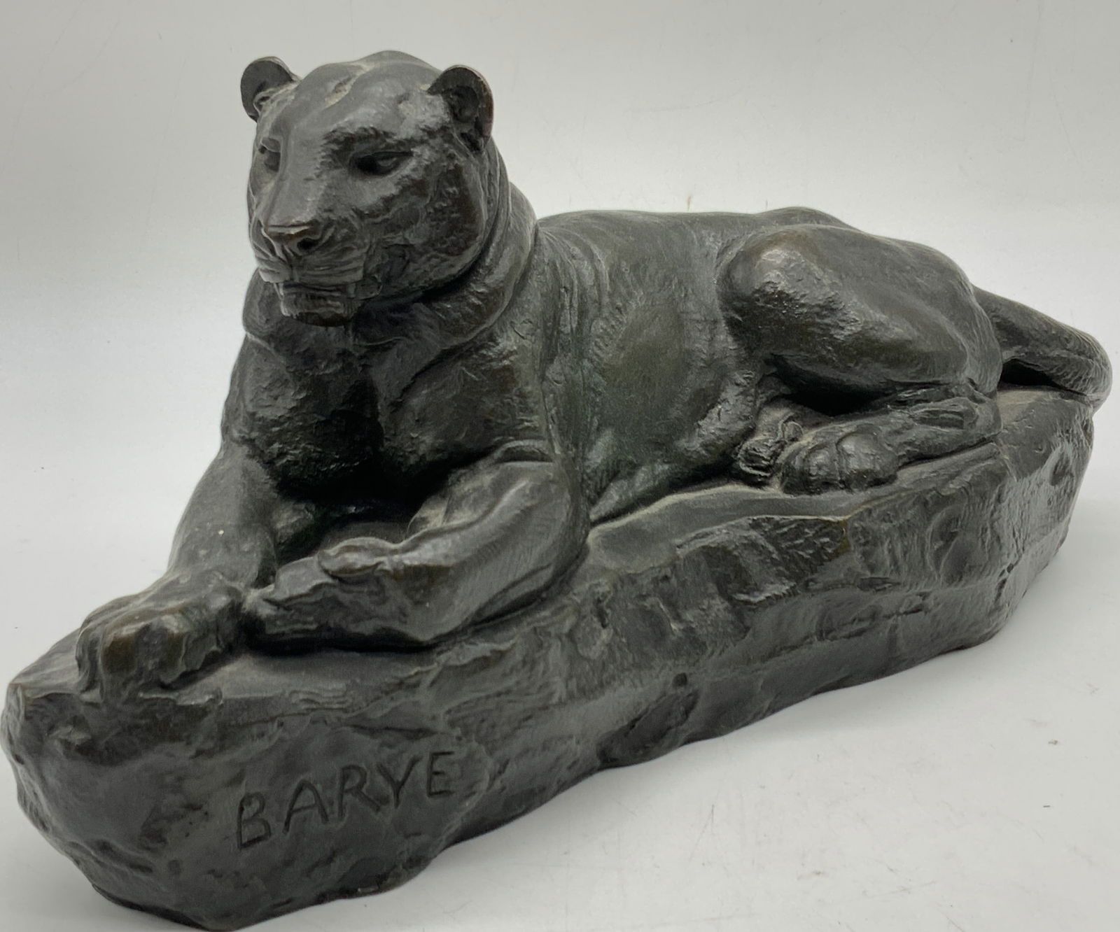 Barye Style Sgd Cast Bronze Lion Sculpture (1 of 10)