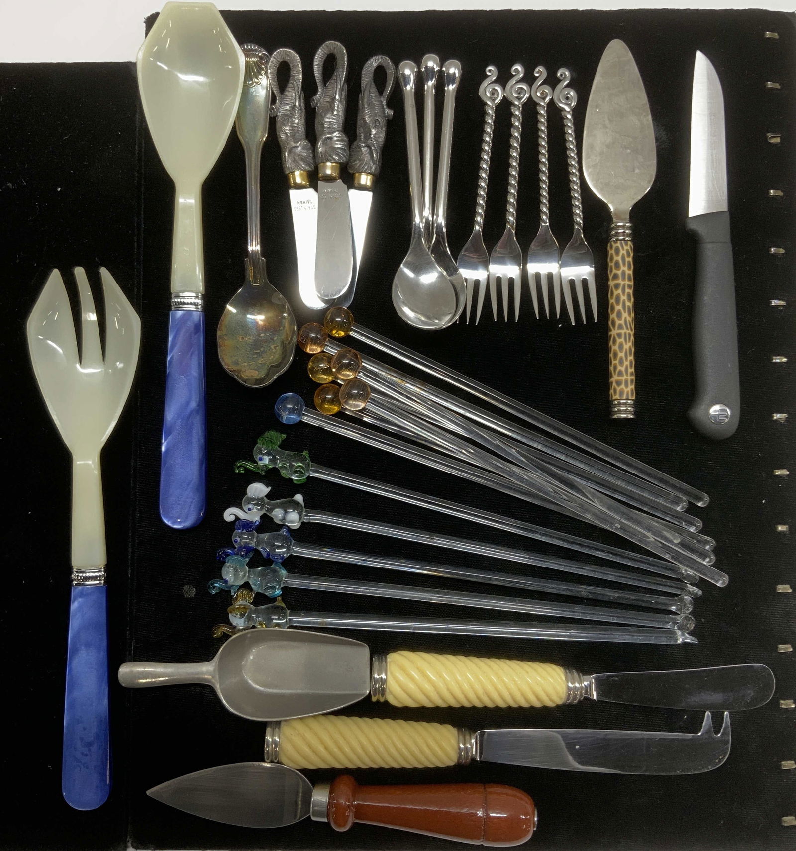 30 Kitchen & Bar Utensils, Elephant Drink Stirrers (1 of 10)