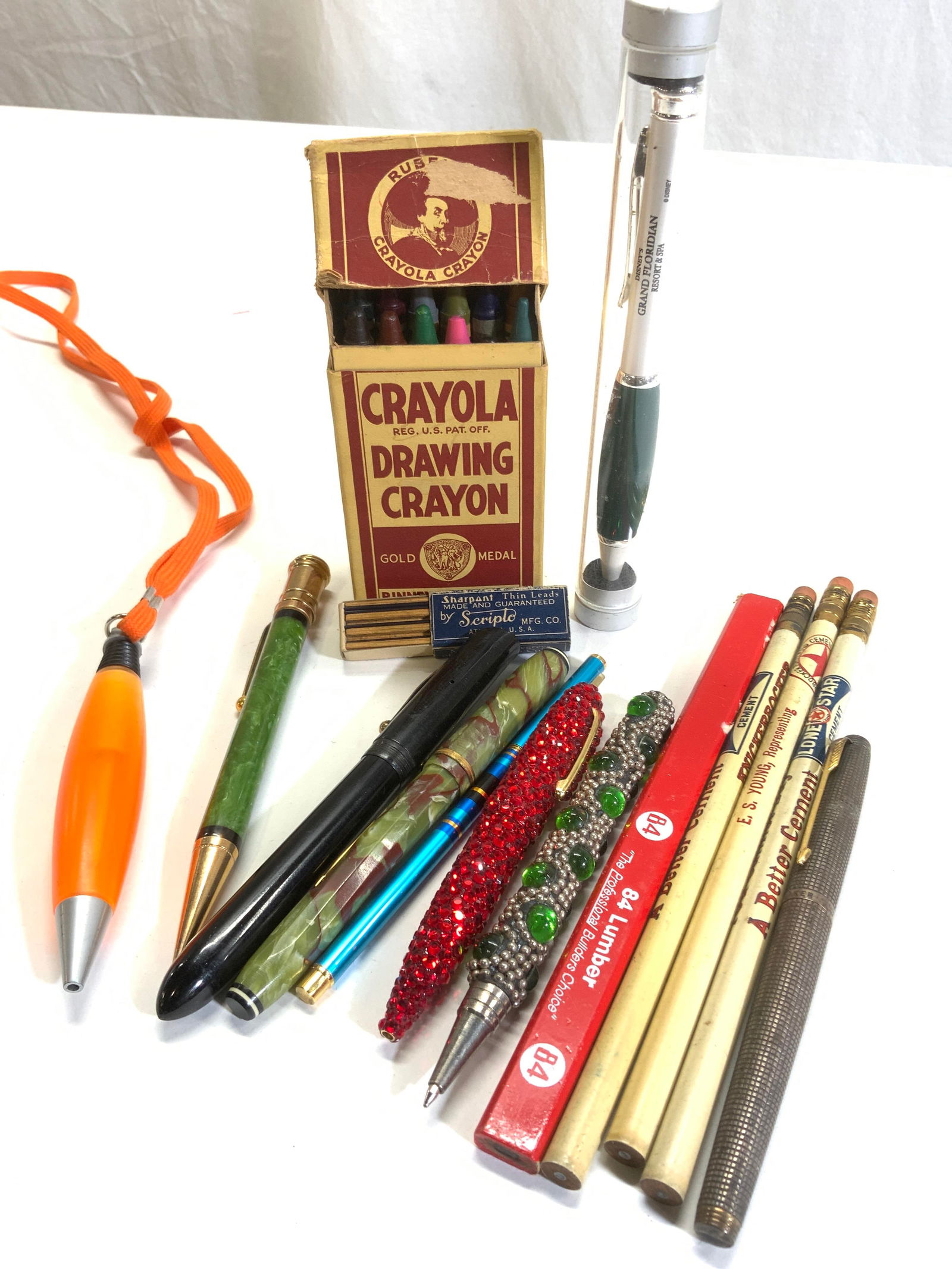 Lot15 Writing Utensils, Crayola, Sterling SiIver+ (1 of 7)