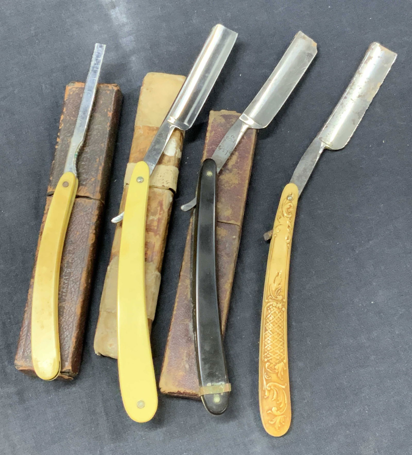 Lot 4 Vtg Bakelite Germany Straight Razors (1 of 11)