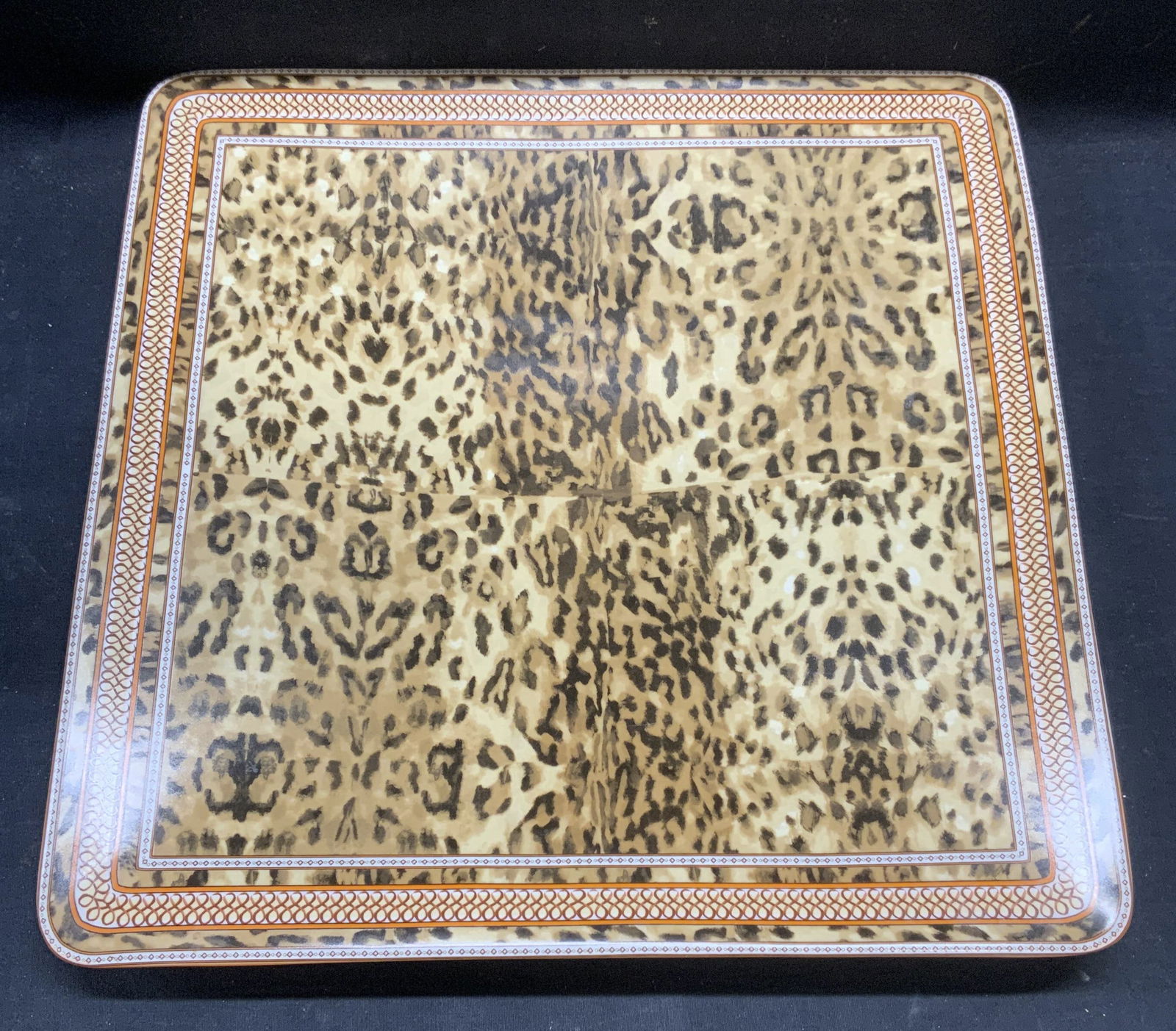 Weekend East Hampton Animal Ceramic Tray (1 of 6)