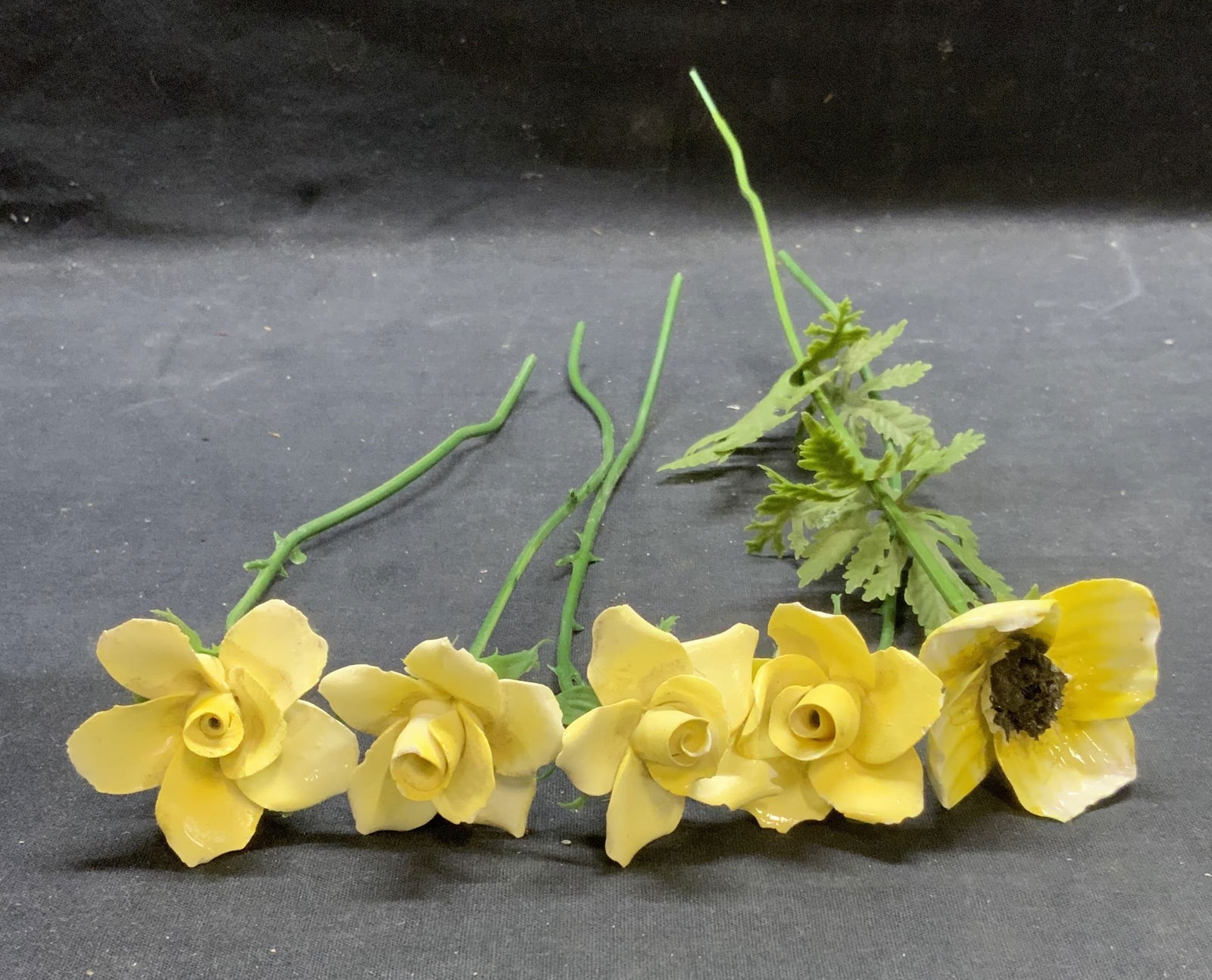 Lot 5 Yellow Ceramic Faux Flowers (1 of 6)