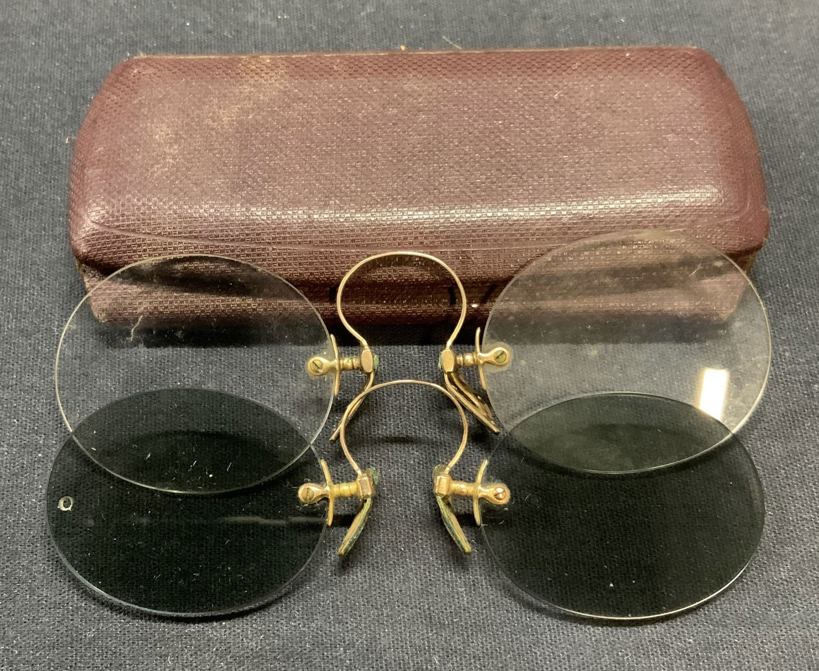 Lot 2 Vintage Eyeglasses & Sunglasses Lenses (1 of 8)