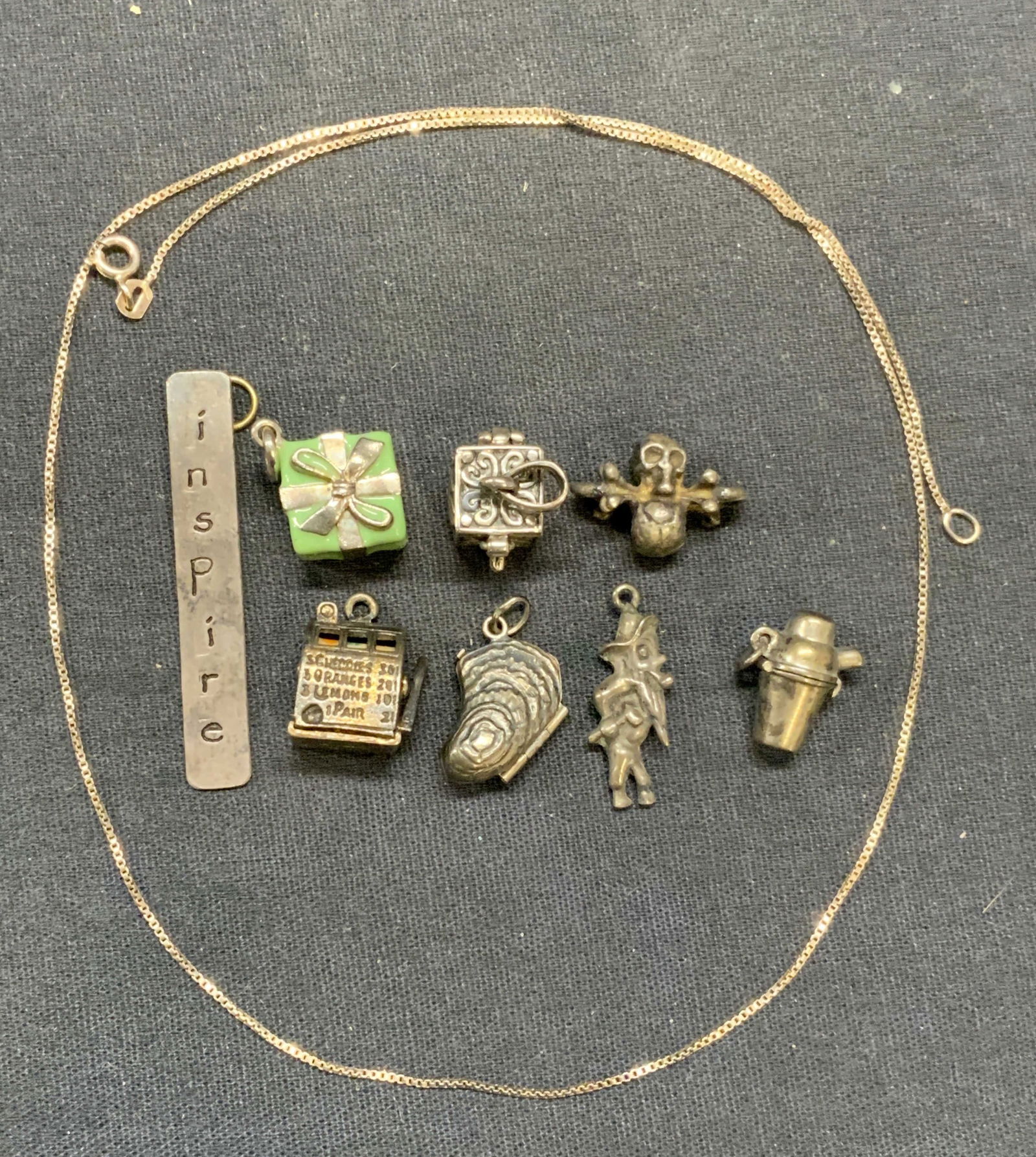 Lot 10 Vtg Sterling Silver Necklace & Charms (1 of 12)