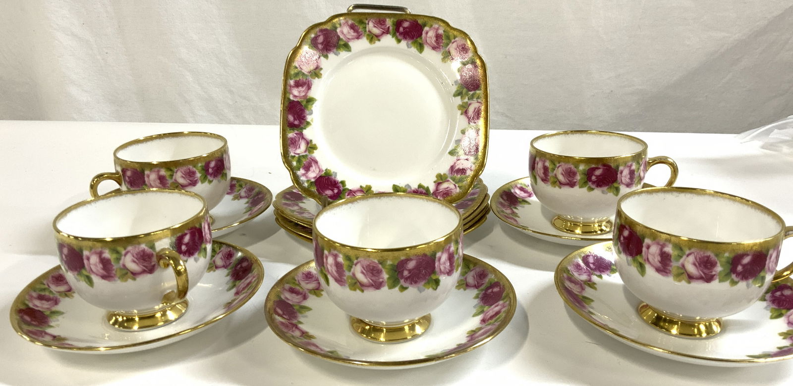 Royal Albert Dessert and Tea Chinaware, 15 England (1 of 6)