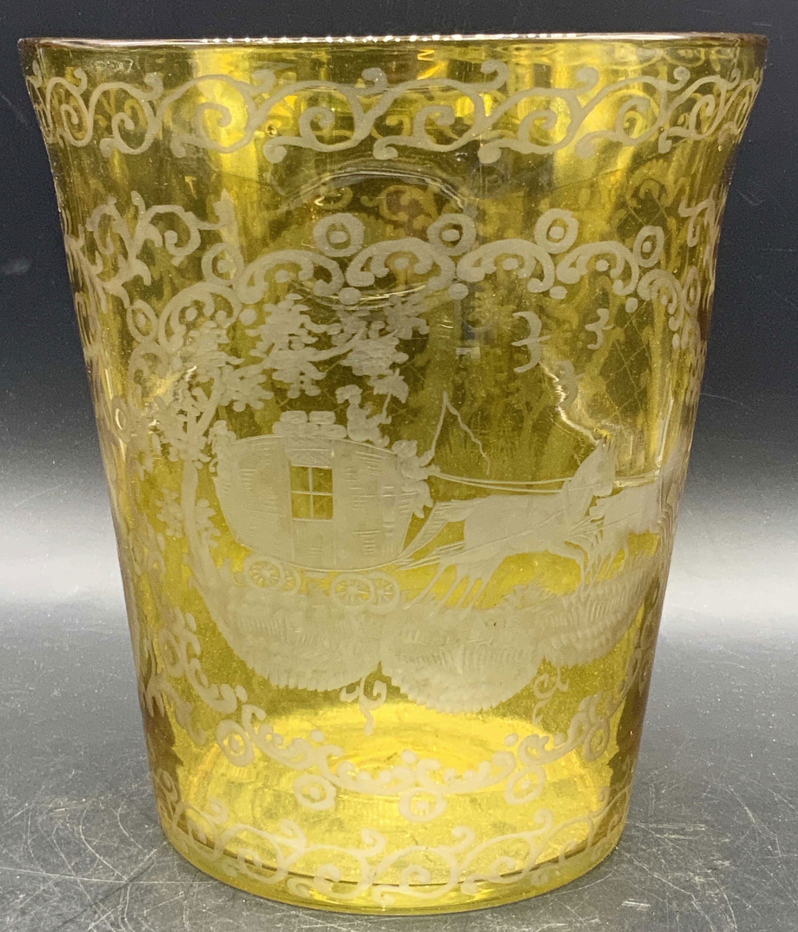 Horse Drawn Carriage Motif Yellow Glass Vase (1 of 9)