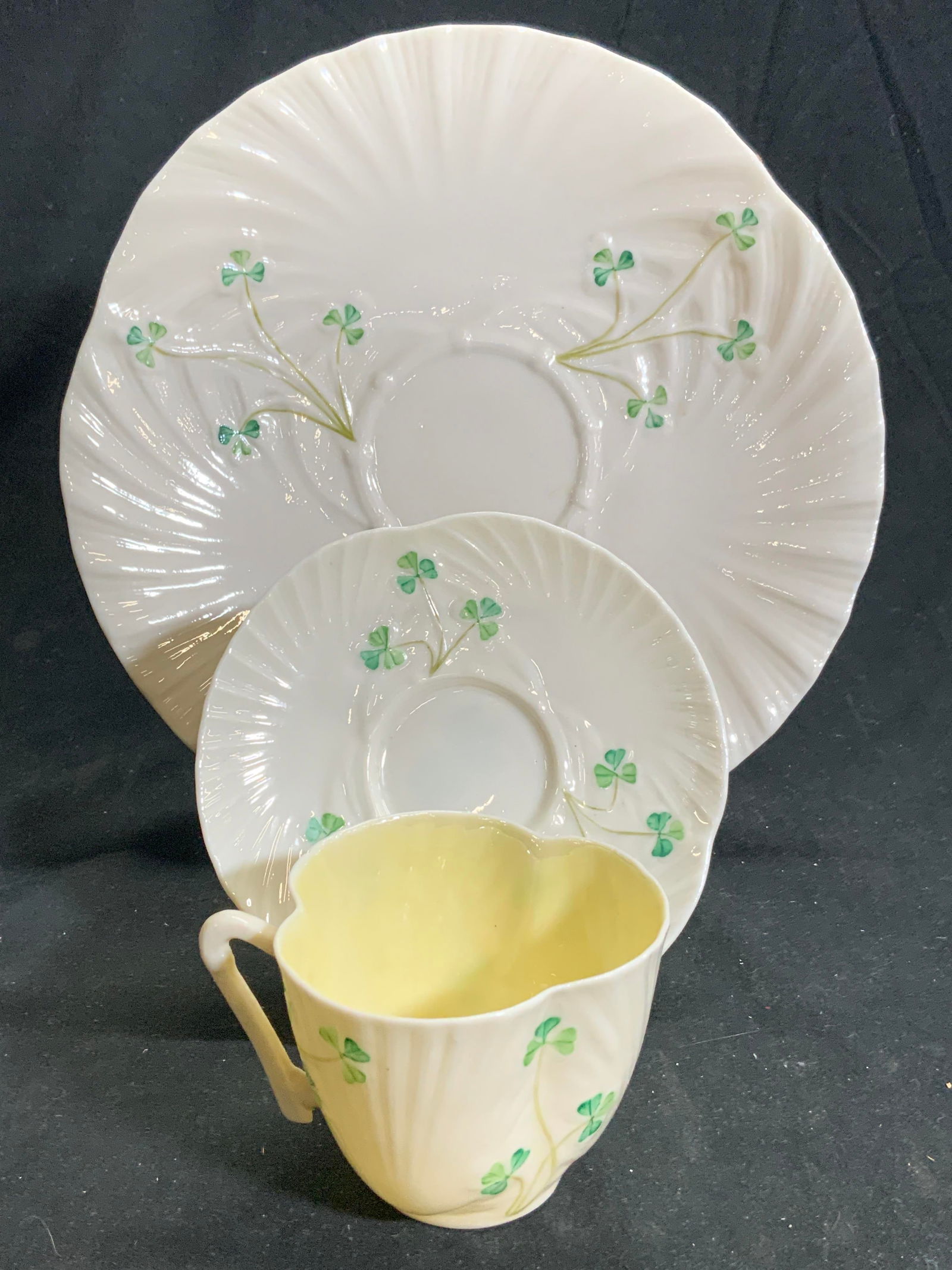 BELLEEK Lot 3 Porc Teacup Saucer & Plate IRELAND (1 of 6)