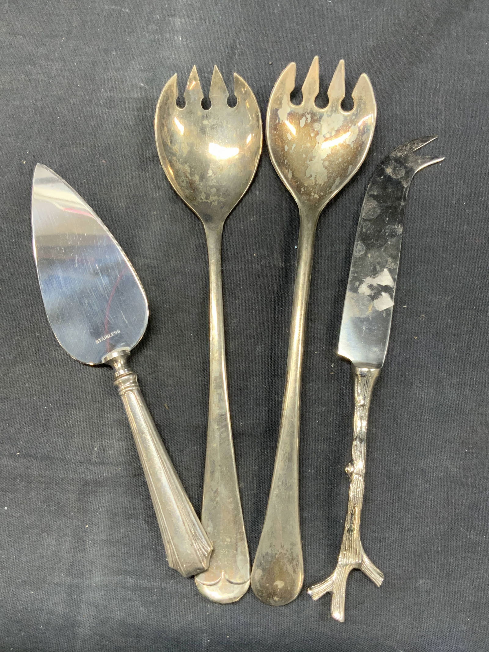 Lot 4 Silver Plate & Stainless Steel Utensils (1 of 8)