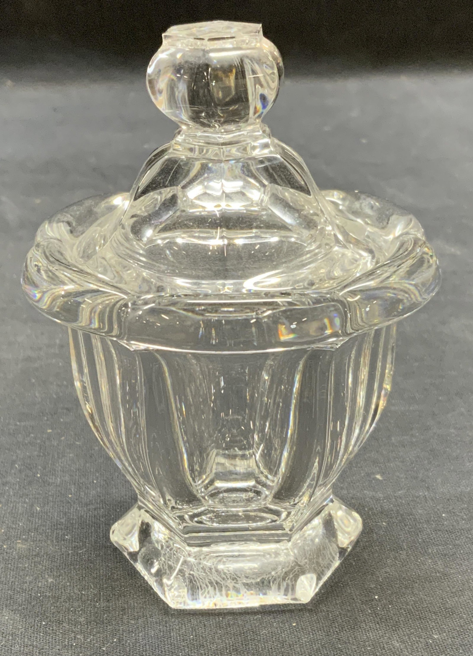 Vintage Baccarat Crystal Lidded Sugar Bowl, France: Vintage Baccarat cut crystal lidded sugar bowl. T remarked to underside. Made in France. Measures approx. 3.5 x 4.5 inches including lid. Some surface wear including scratching observed. Baccarat, bac