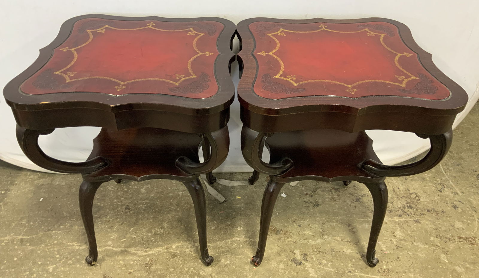 Pr ADAMS ALWAYS Vntg Red Leather Inlay End Tables (1 of 15)