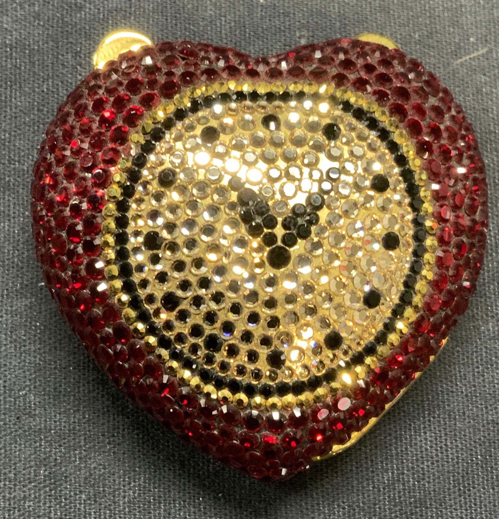 Katherine Baumann Heart & Clock Crystal Clutch 98 (1 of 9)