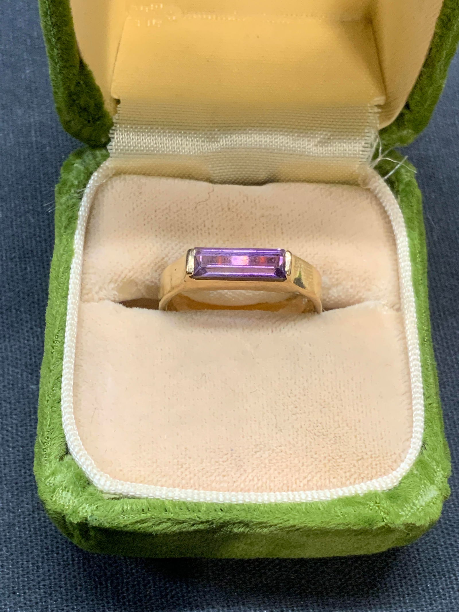 Vintage 14k Gold & Amethyst Ring (1 of 7)