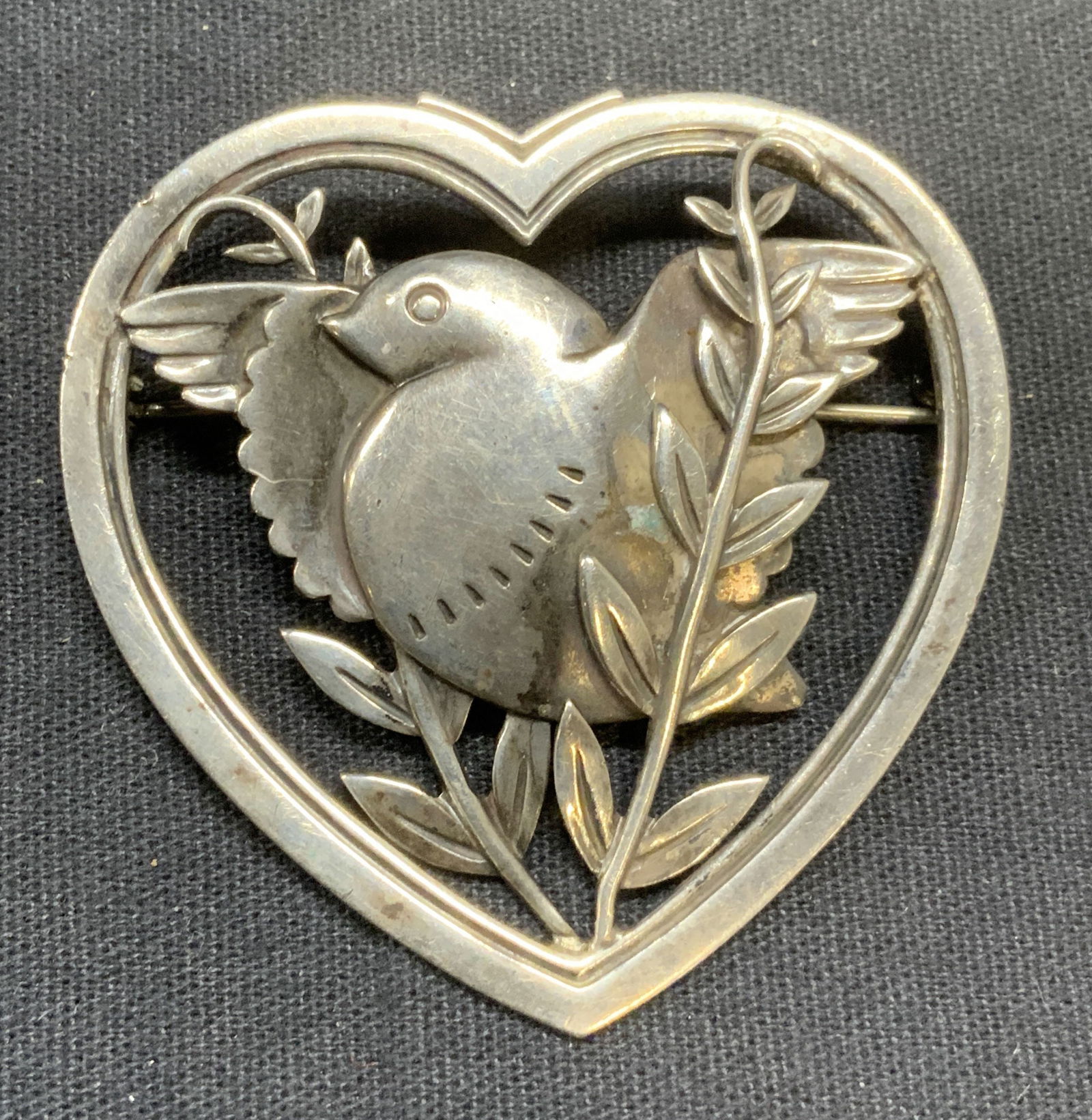 Vtg NORSELAND Sterling Silver Heart Bird Brooch (1 of 7)