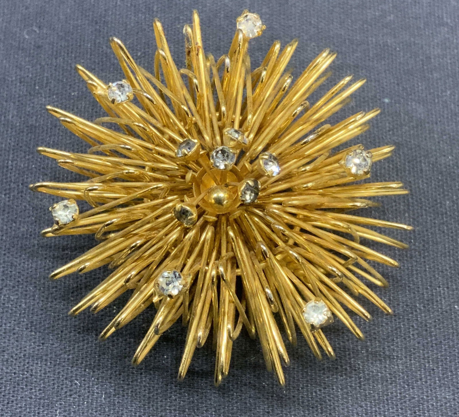 Vintage Gold Tone Sculptural Crystal Brooch (1 of 7)