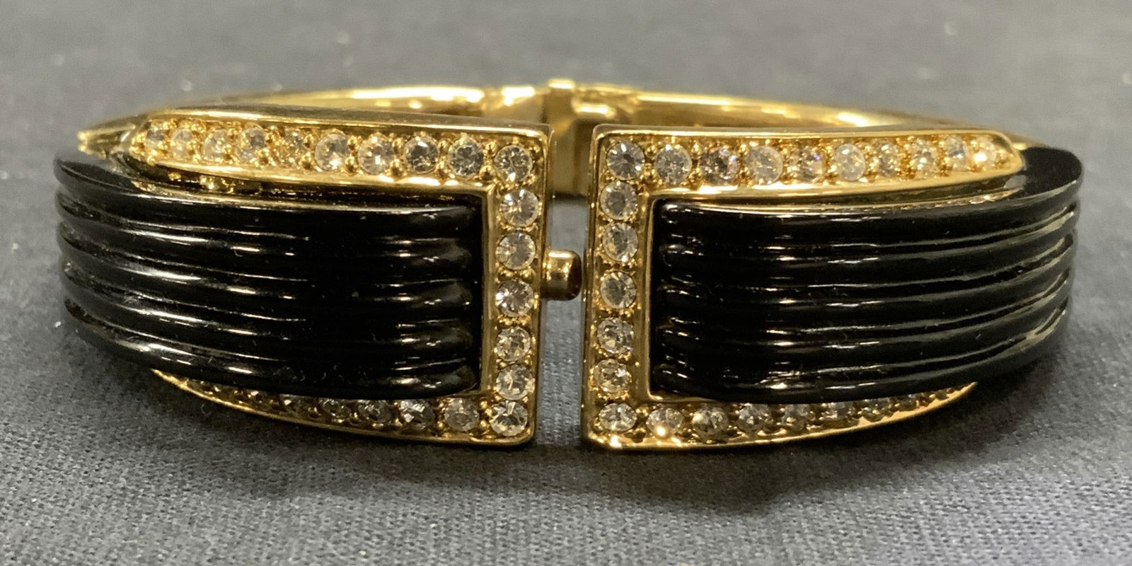 Vintage Gold Tone Crystal Cuff Bracelet (1 of 6)