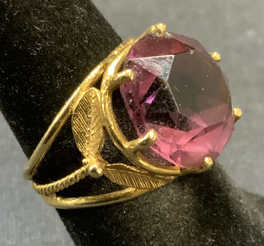 Vintage 18K Gold Amethyst Glass Botanical Ring (1 of 7)