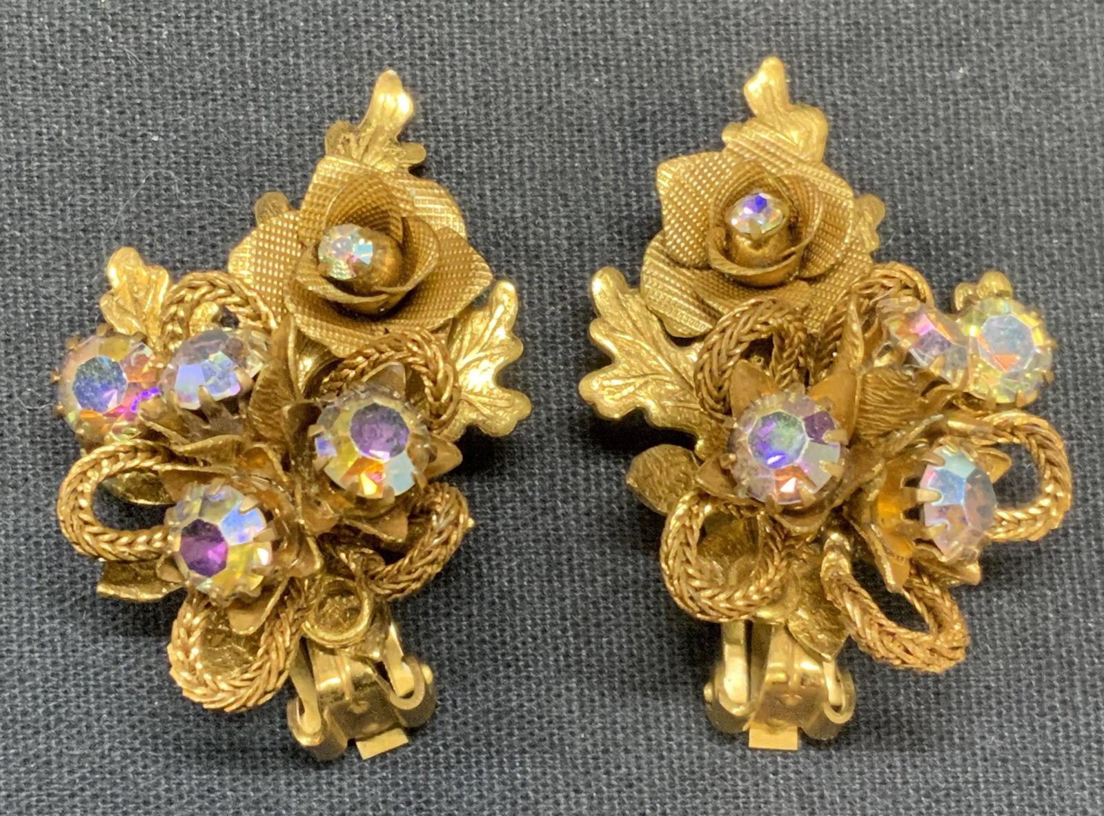Vintage Kramer Gold Tn Flower Crystal Earrings (1 of 6)