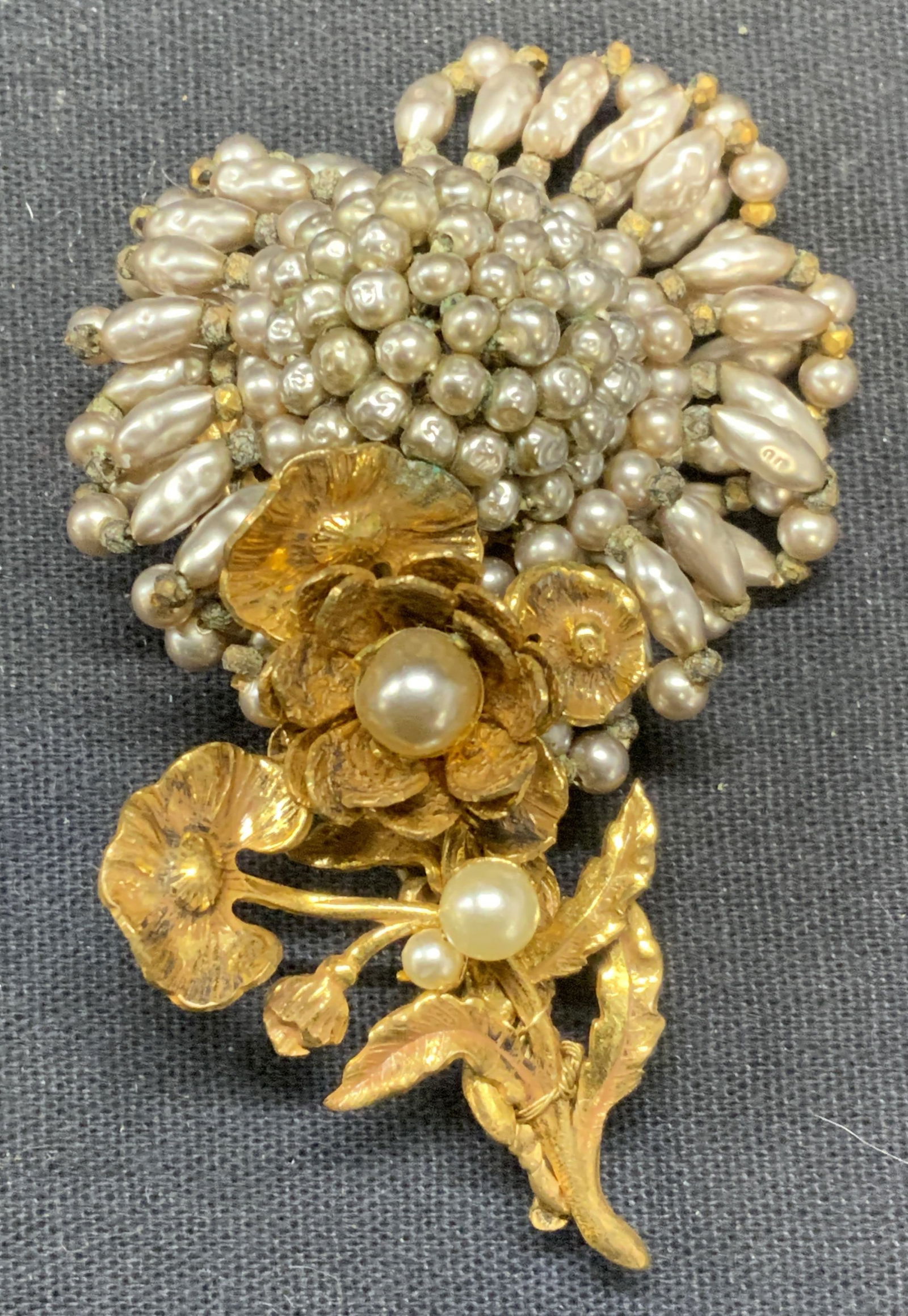 Miriam Haskell Gold Pl Faux Pearl Flower Brooch (1 of 7)