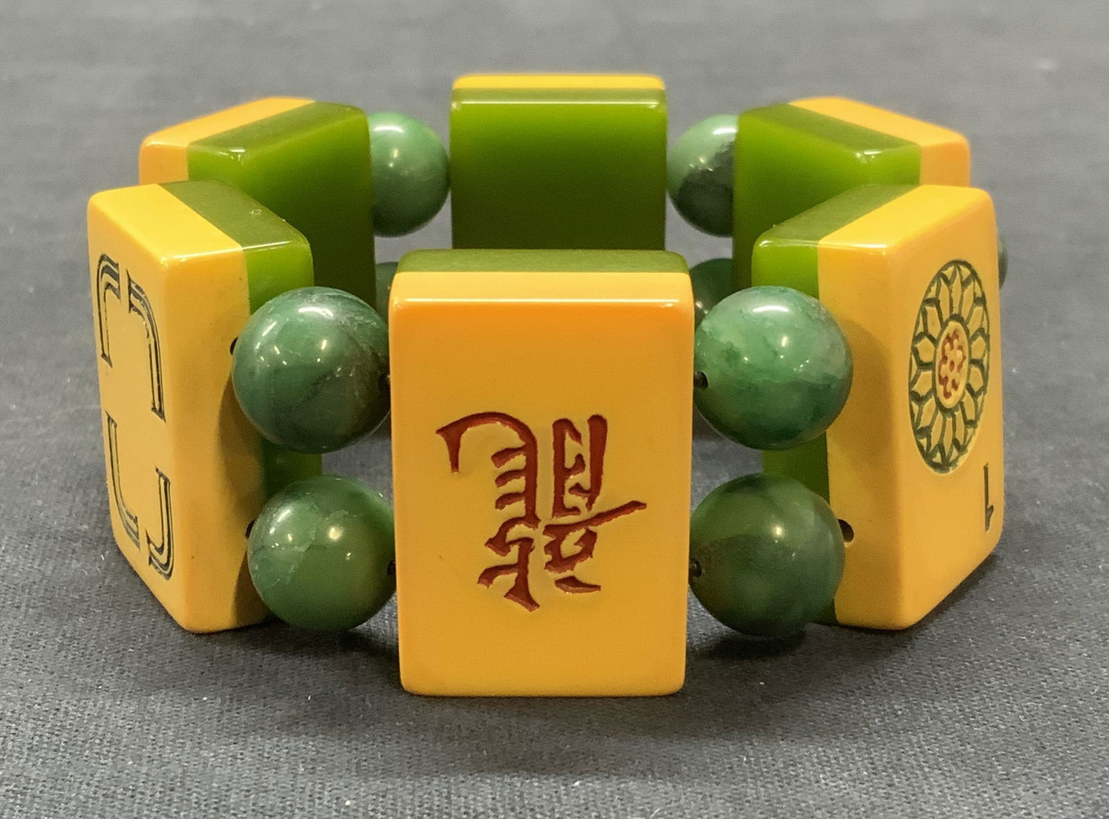 Vintage Bakelite Mahjong Tile Bracelet (1 of 6)