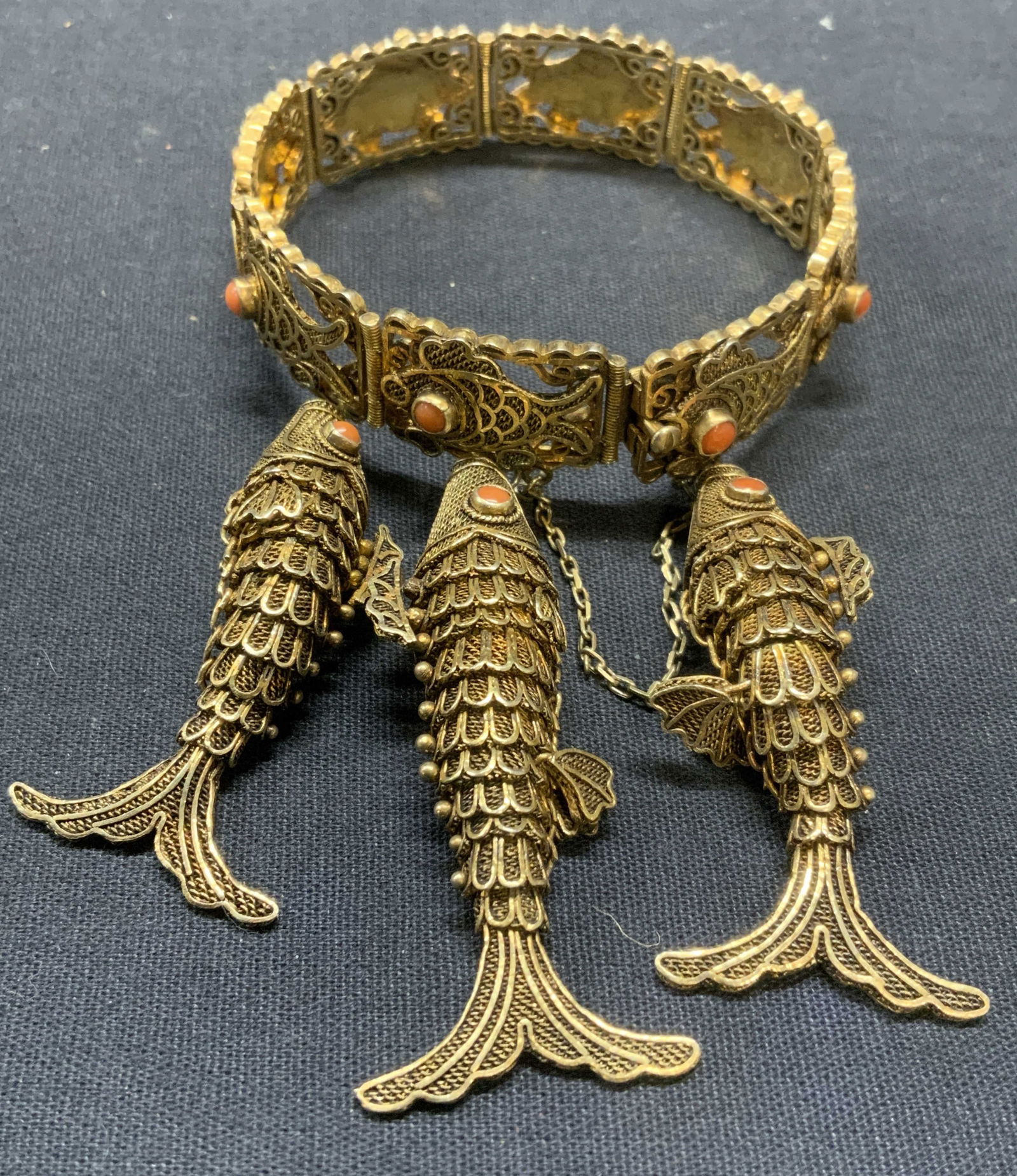 Gold Plated Silver Fish Pendant Bracelet (1 of 6)