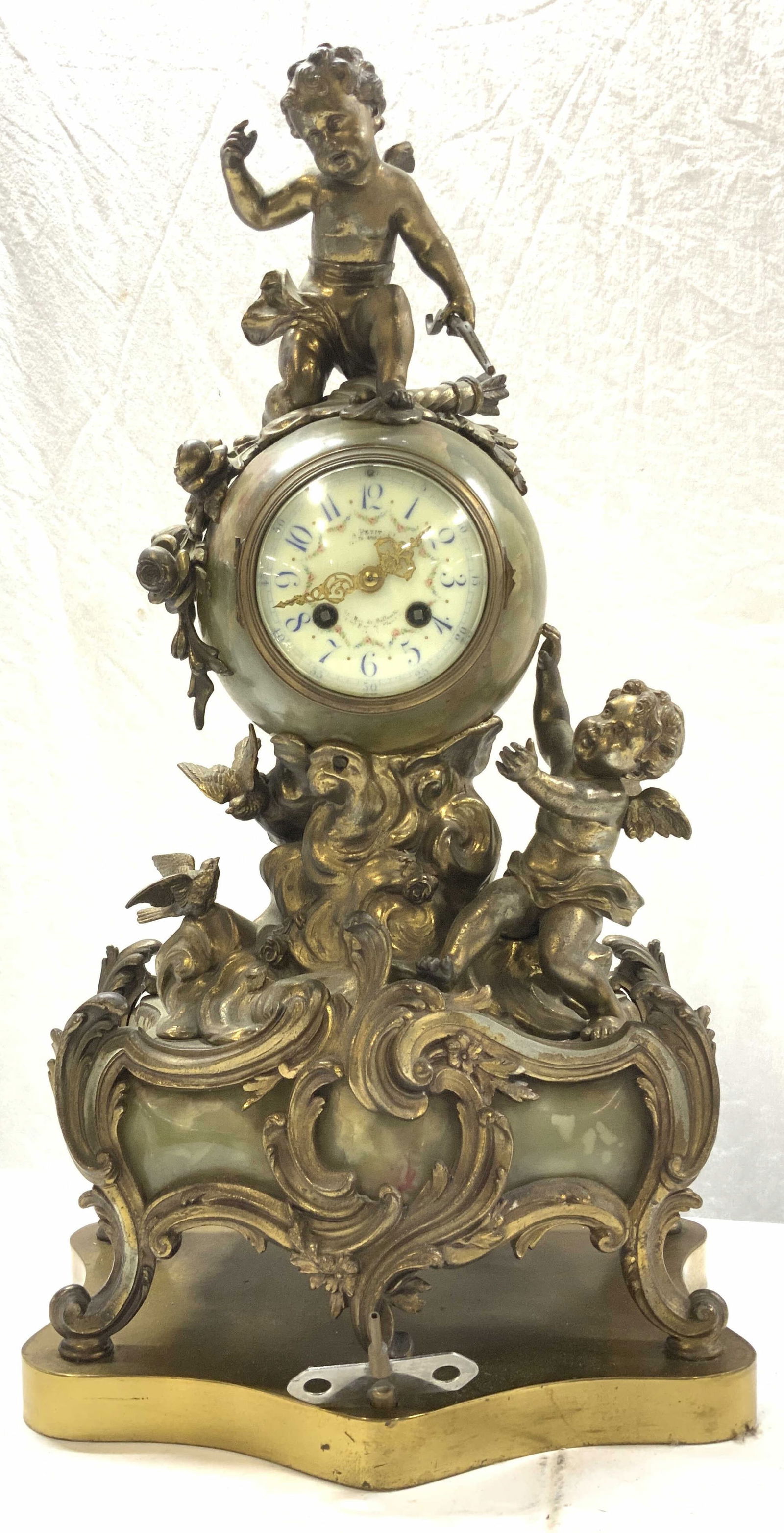 Antq Vincent & Cie French Gilt Metal Mantle Clock (1 of 16)
