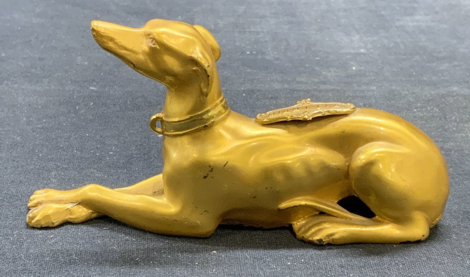 Vtg Jennings Brothers Gold Tone Dog Figural (1 of 7)