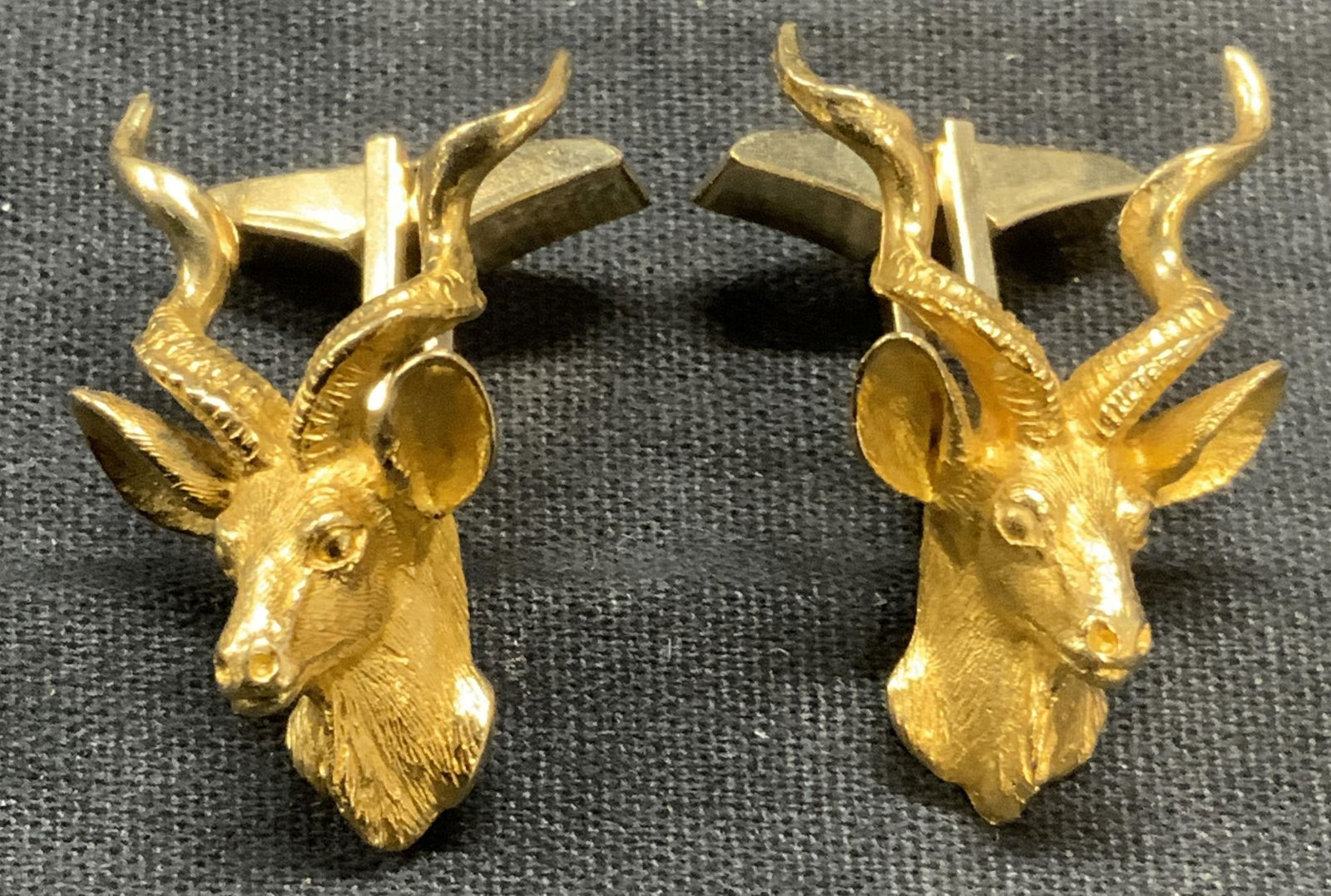 Vintage 10k Gold Kudu Head Cufflinks (1 of 8)