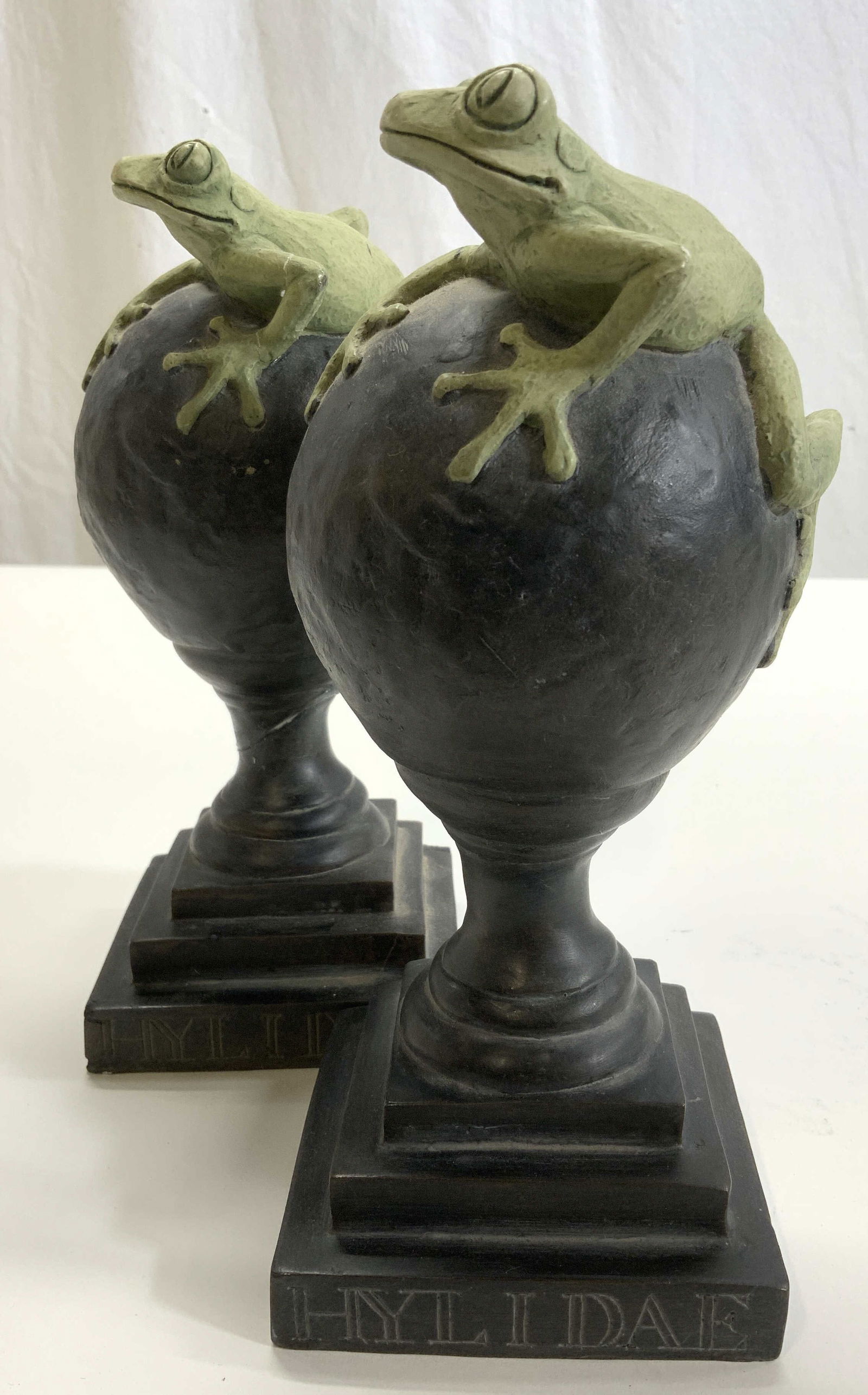 Pr Evergreen Home & Garden Frog Sculptures (1 of 7)