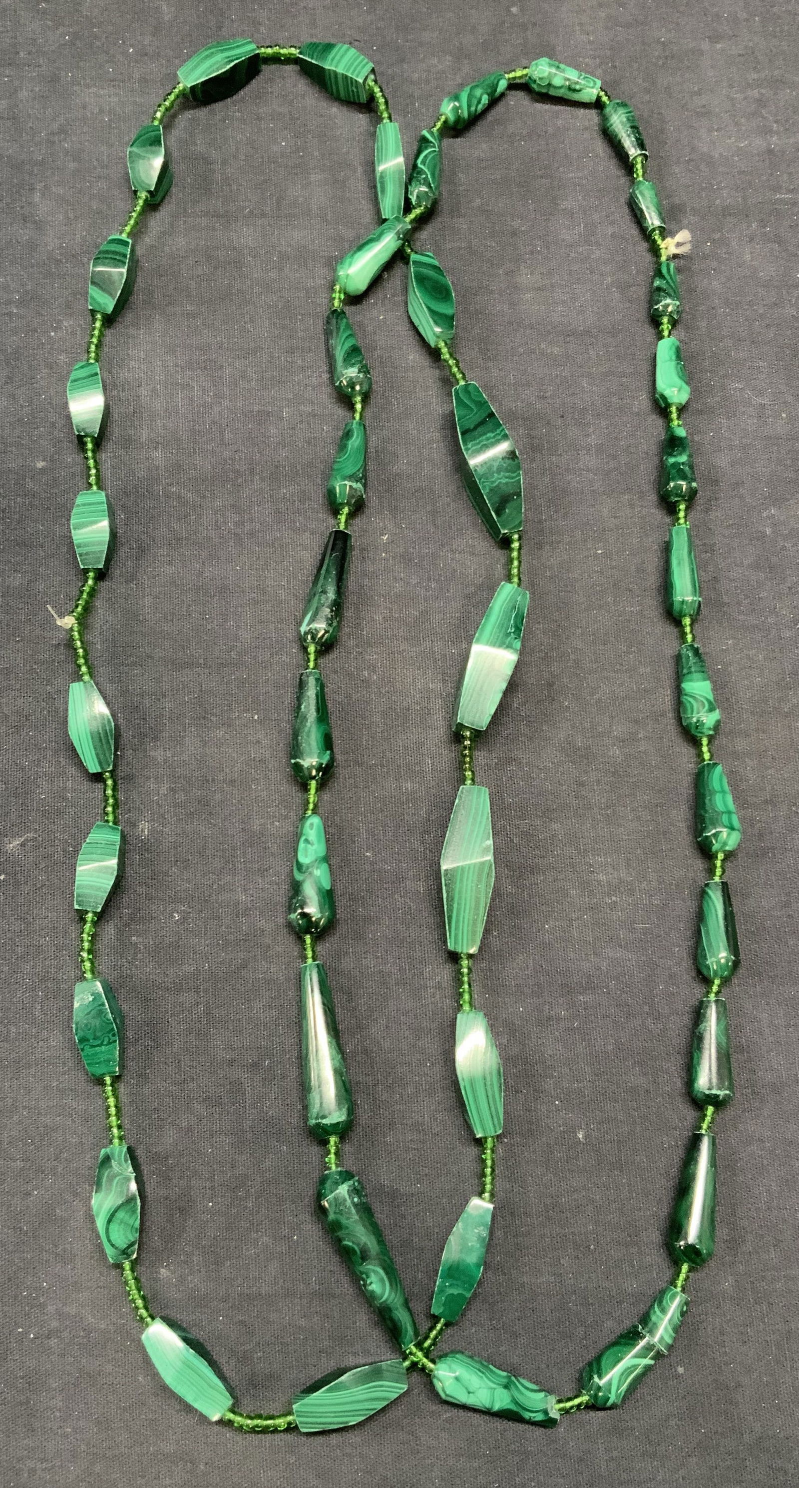 Lot 2 Vintage Malachite Beaded Necklaces (1 of 7)