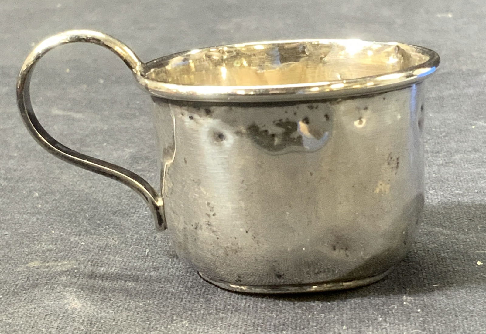 Sterling Silver Baby Cup w Handle .59 ozt (1 of 6)