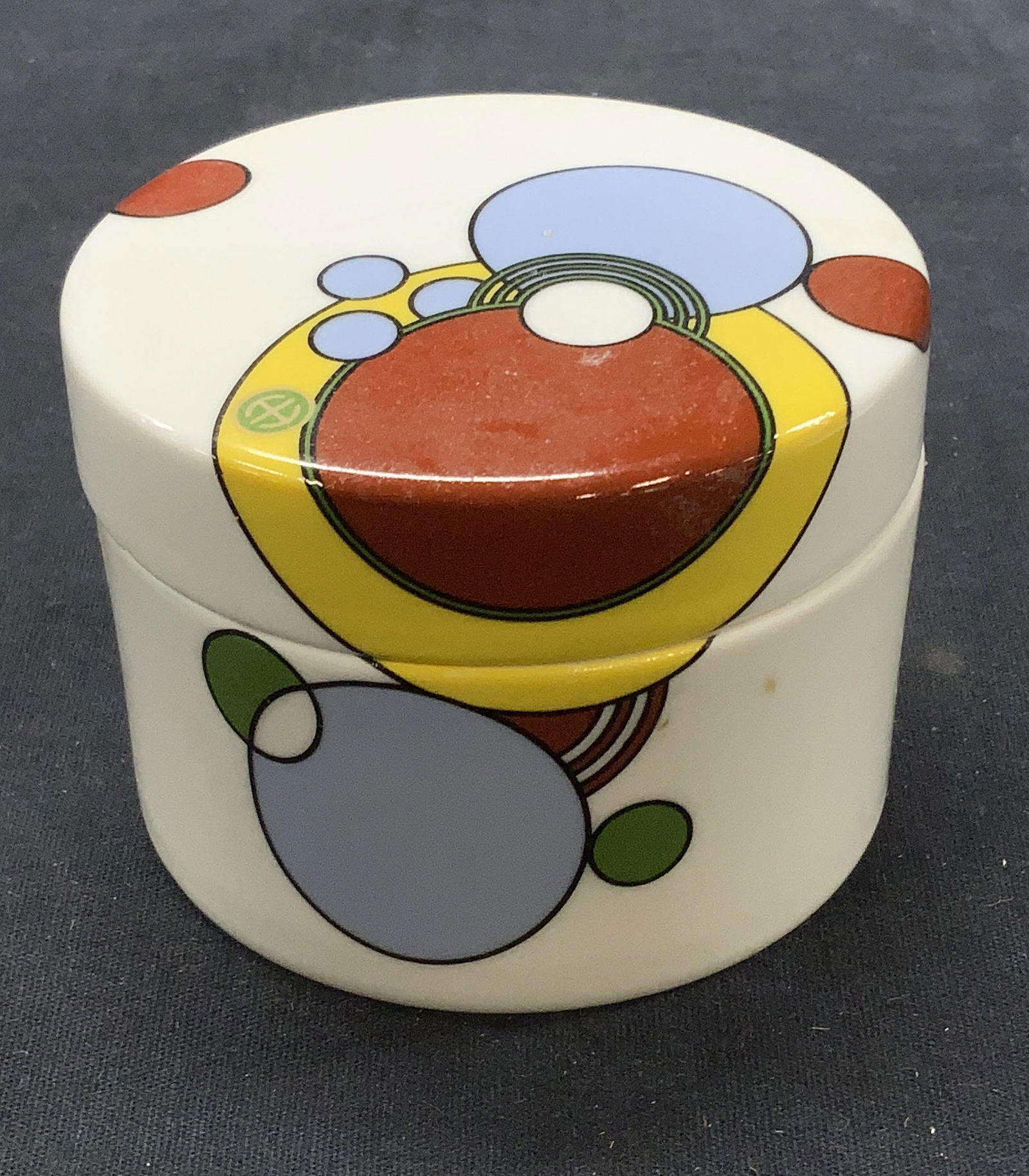 Frank Lloyd Wright for Tiffany Porcelain Box (1 of 6)