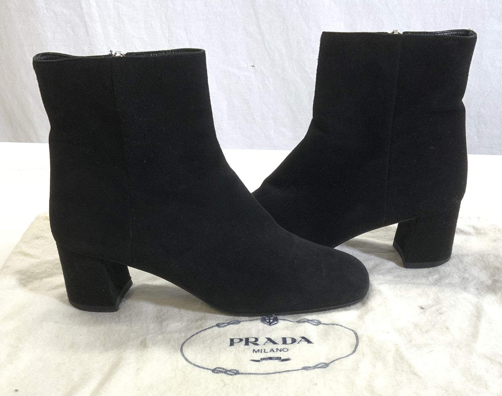 PRADA Milano Suede Ankle Boots w Duster Bag, ITALY (1 of 8)