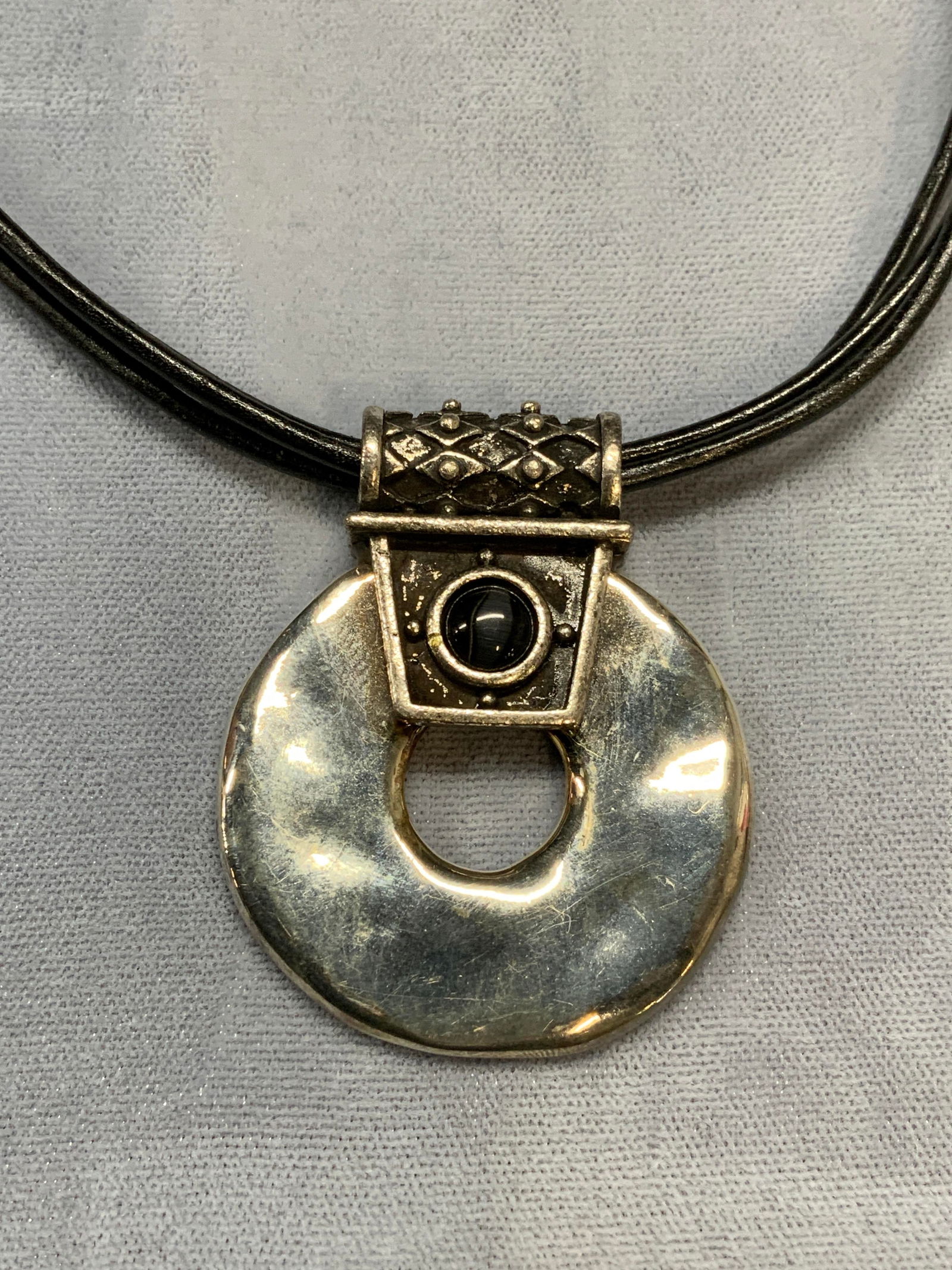 Chicos Silver Tone Pendant Necklace (1 of 6)