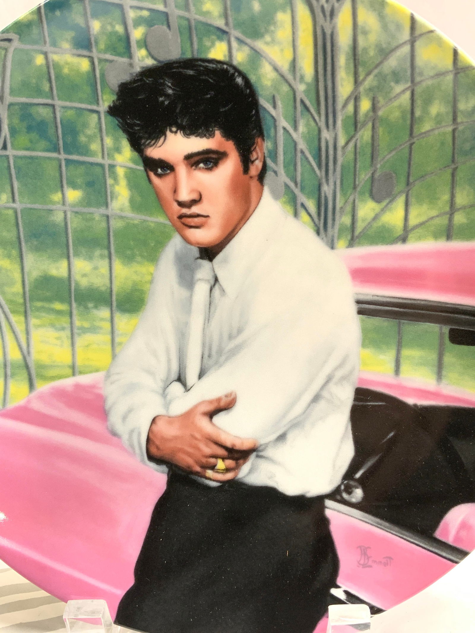 Elvis Presley Collectible Porcelain Plate 1988 (1 of 6)