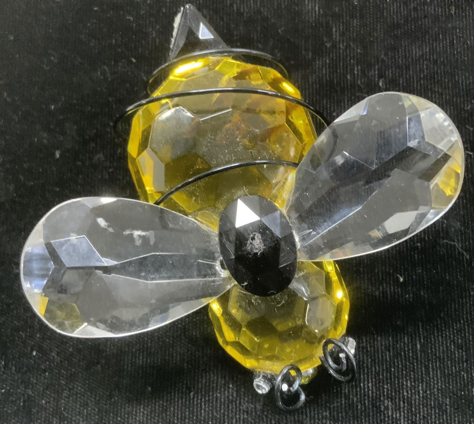 Prism Bubble Bee Figural (1 of 6)