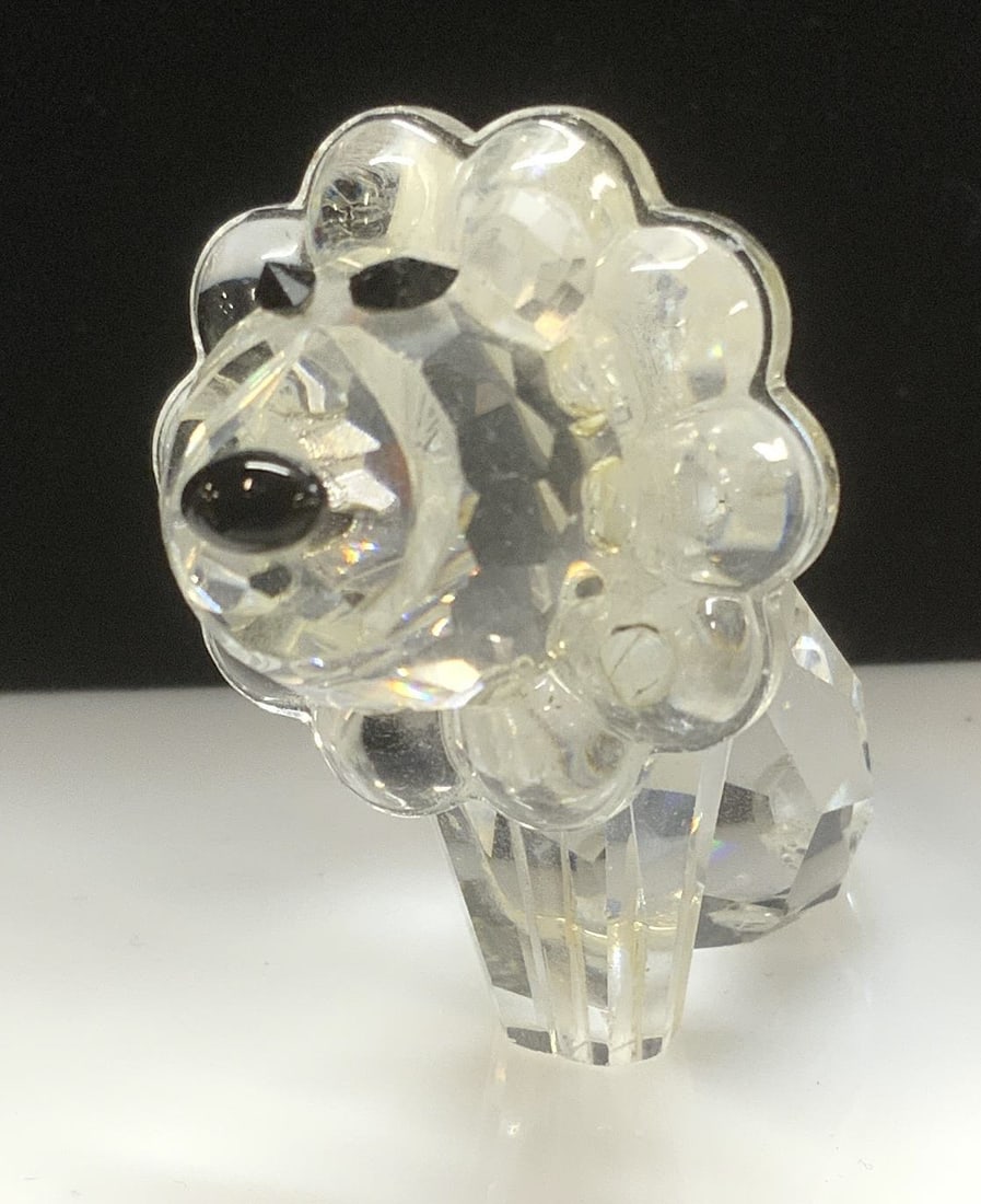 Faceted Crystal Prism Lion Figural Hallmark 1975: Crystal Lion Figurine with acid hallmark ( illegible):, dated 1975. Measures 1.75 in ht x 1.75 in long. Crystal prism lion figurine, Decorative arts, shelf table decor , home decor and accessories, cr