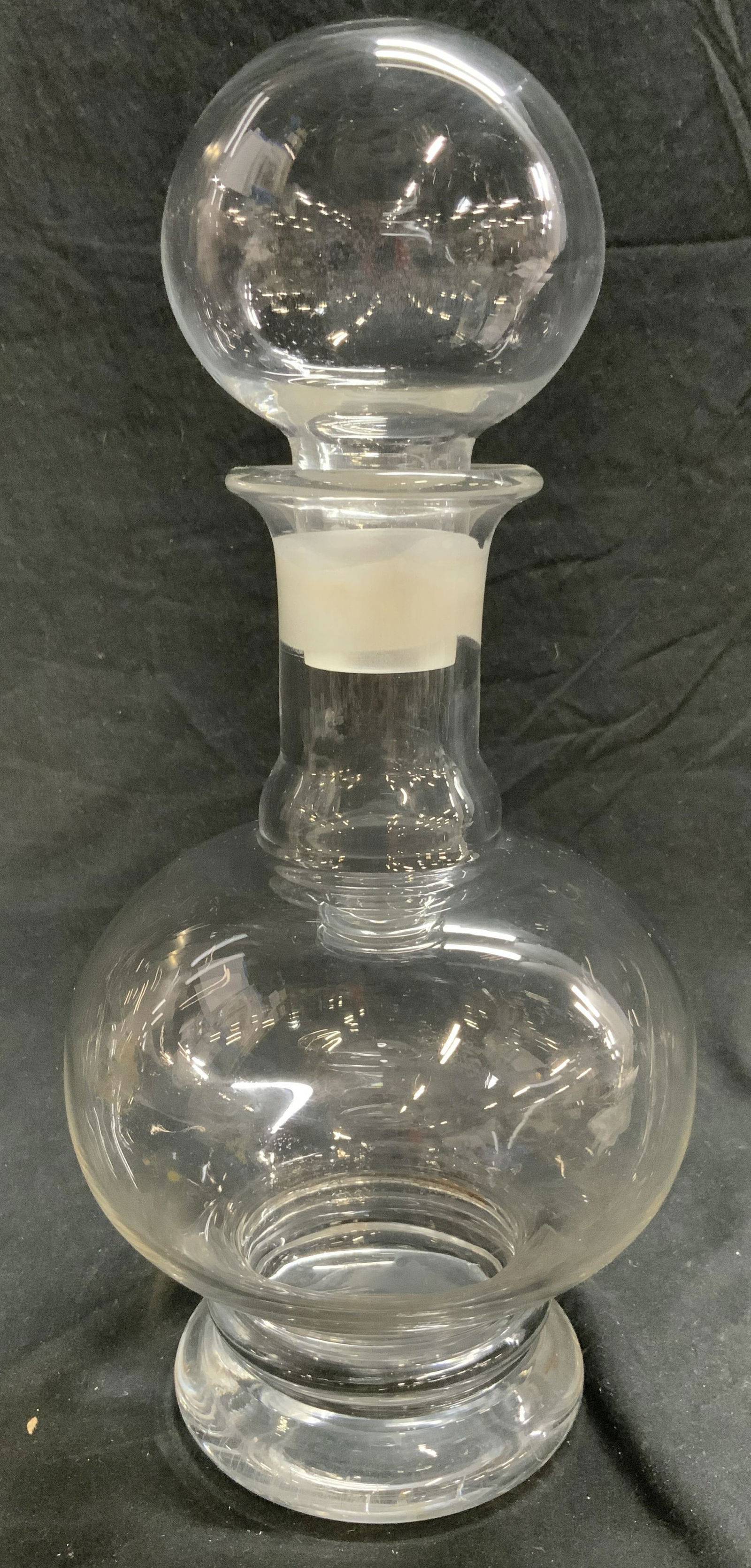 Art Glass Decanter W Sphere Form Stopper (1 of 7)